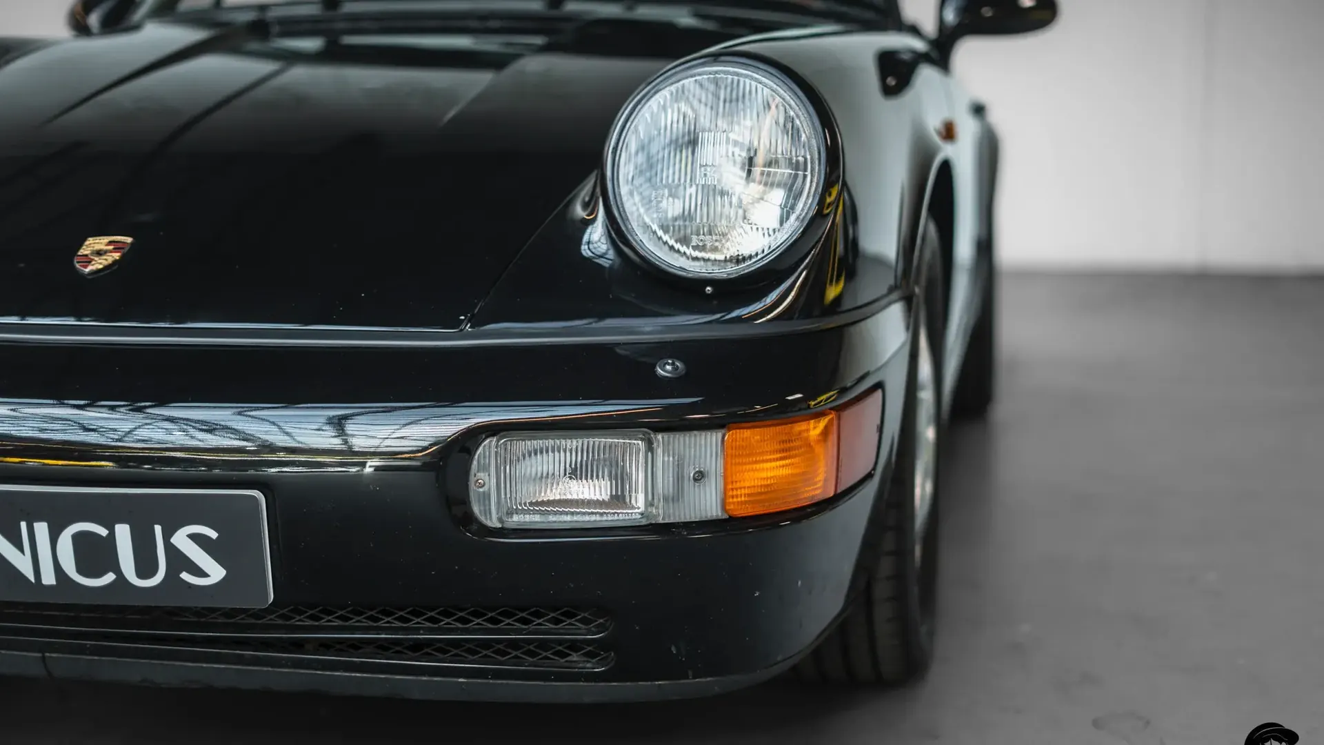 Porsche 911 — photo 35