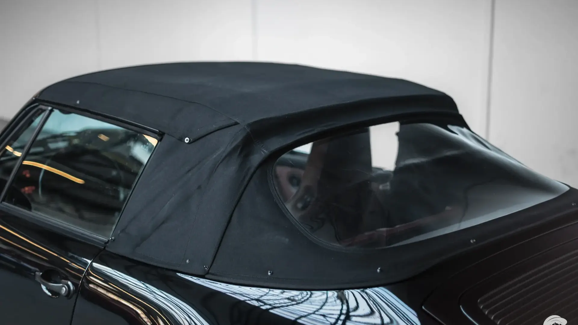 Porsche 911 — photo 38