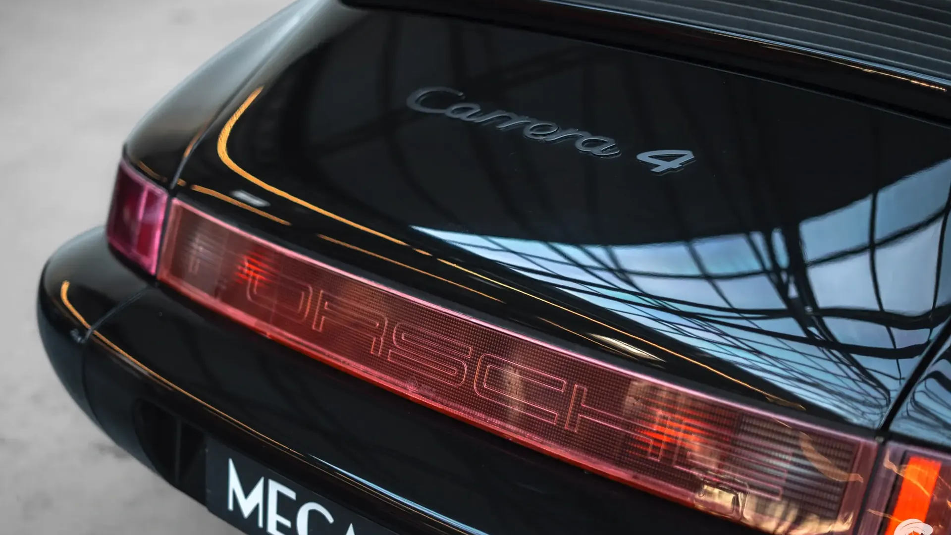 Porsche 911 — photo 41