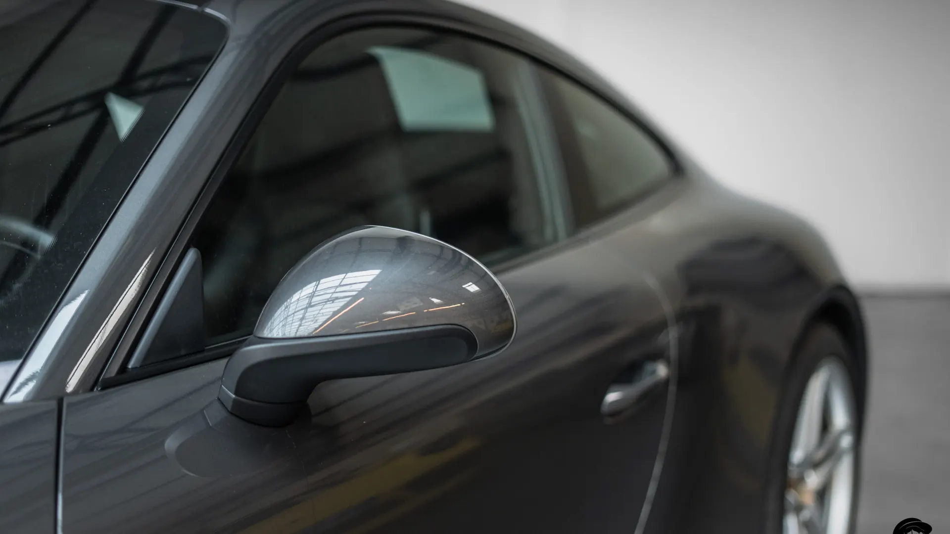 Porsche 911 — photo 37