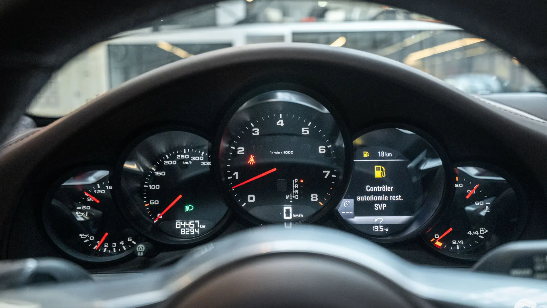 Porsche 911 — photo 9