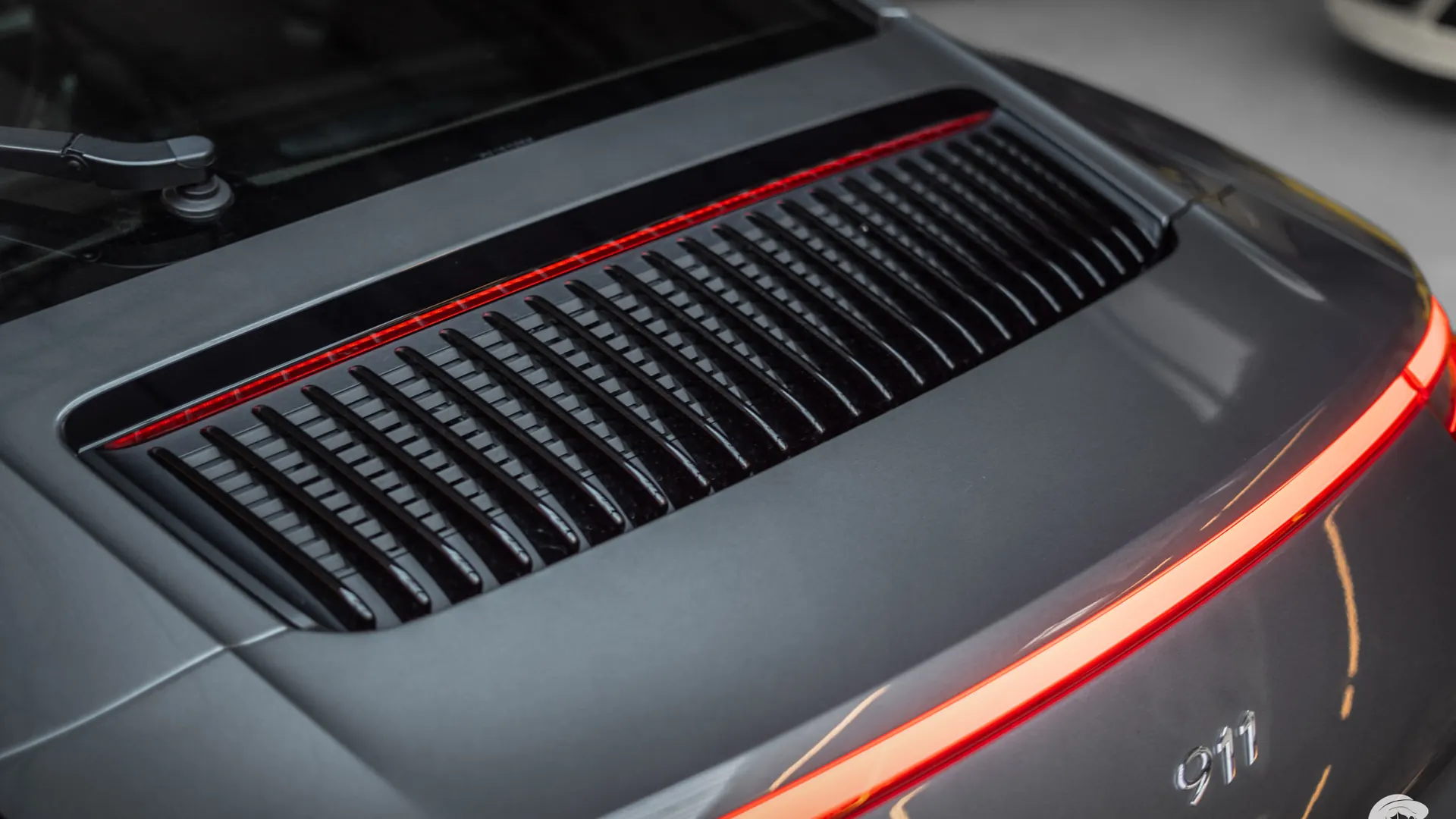 Porsche 911 — photo 40