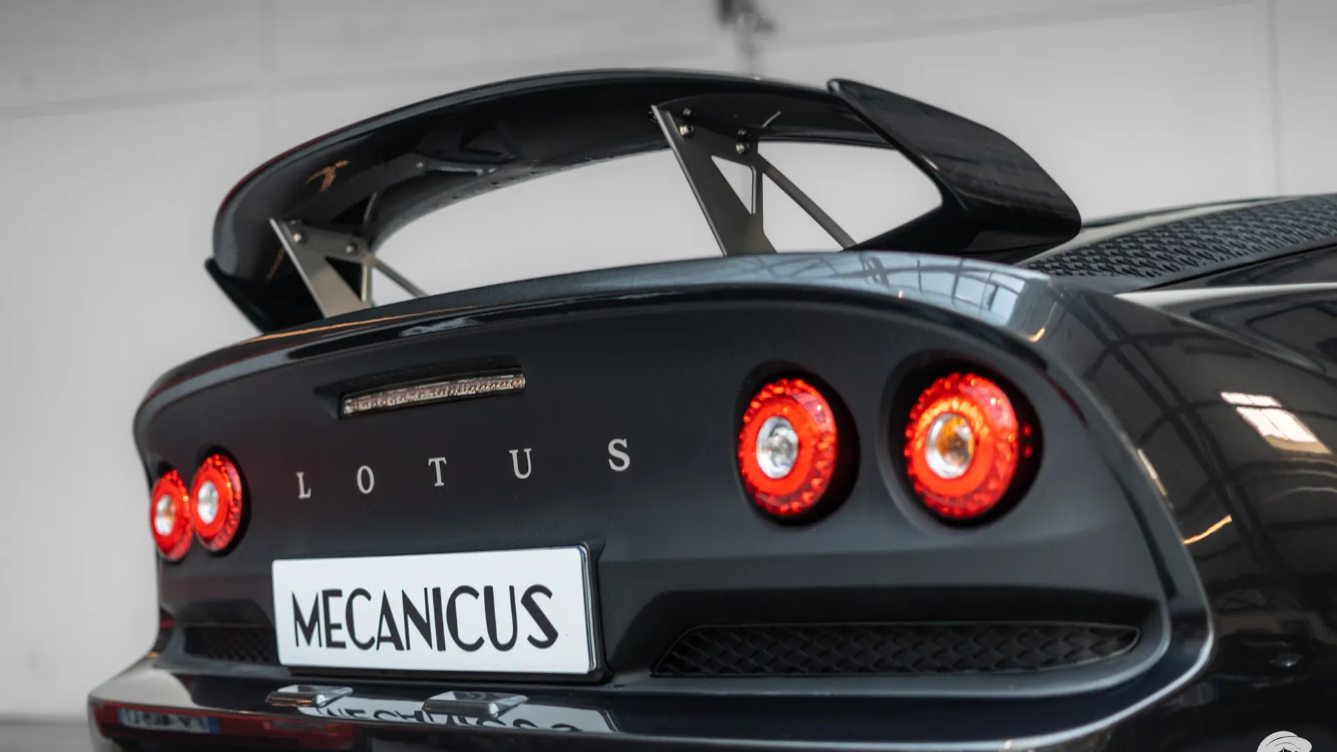 Lotus Exige — photo 48