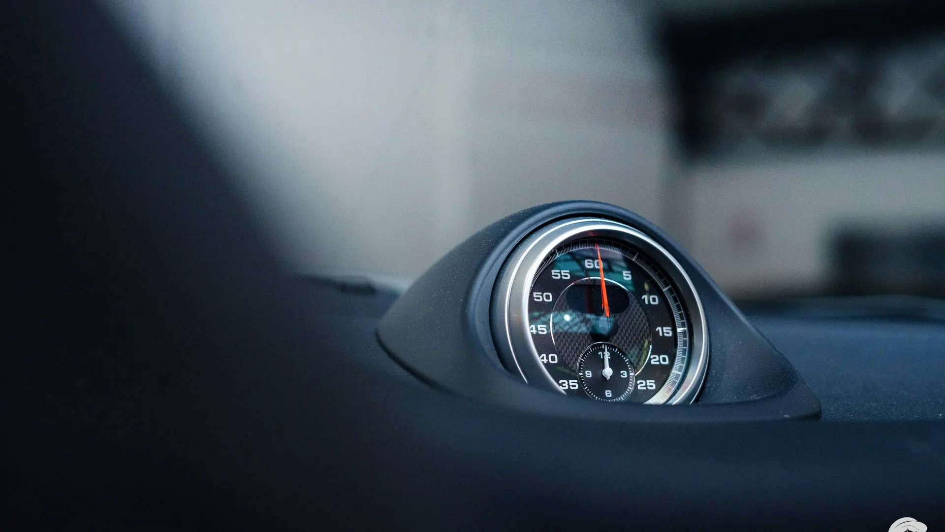 Porsche 911 — photo 20
