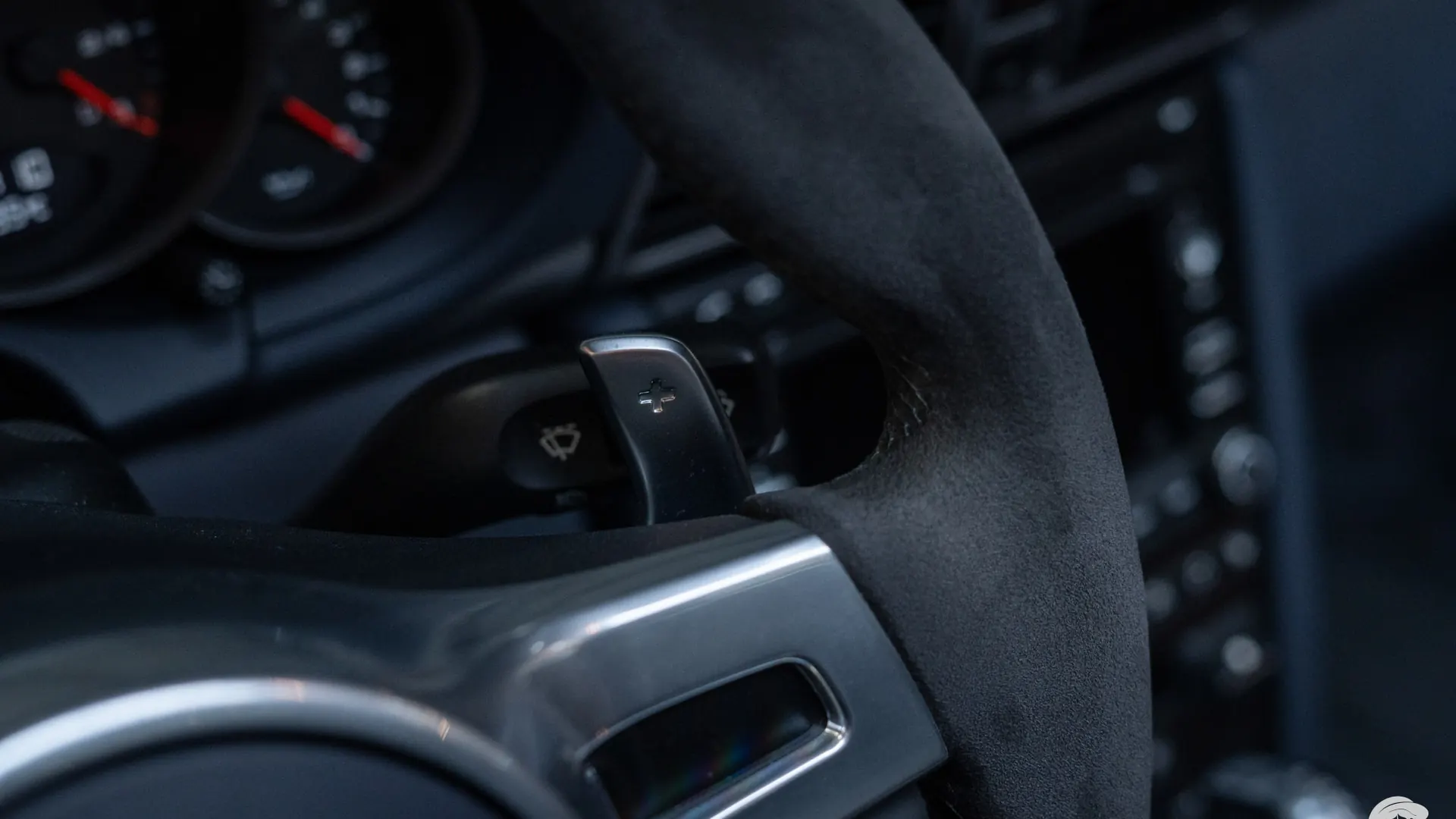 Porsche 911 — photo 15