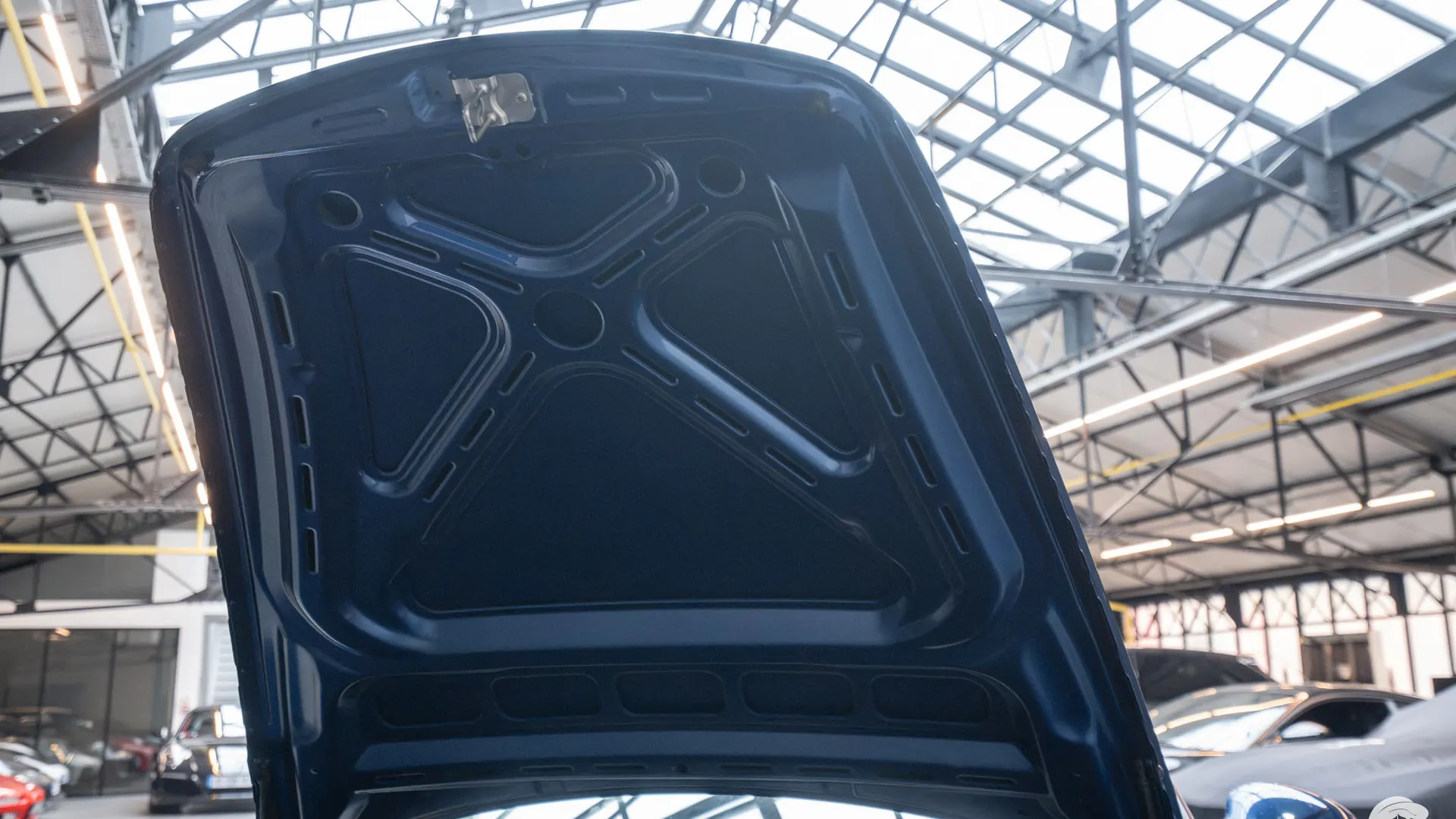 Porsche 911 — photo 31