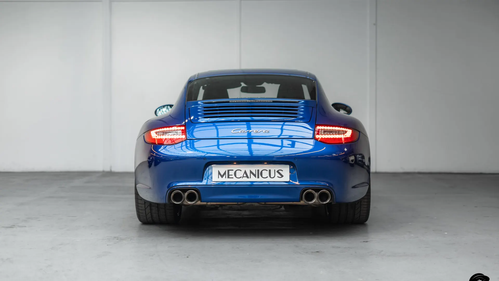 Porsche 911 — photo 4