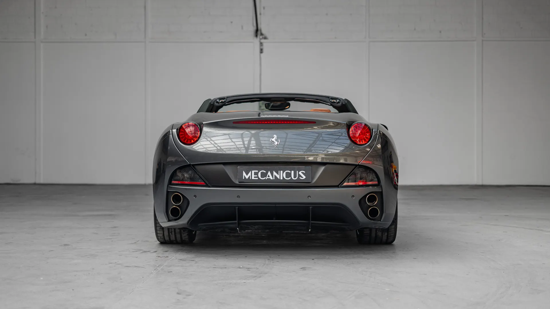 Ferrari California — photo 3