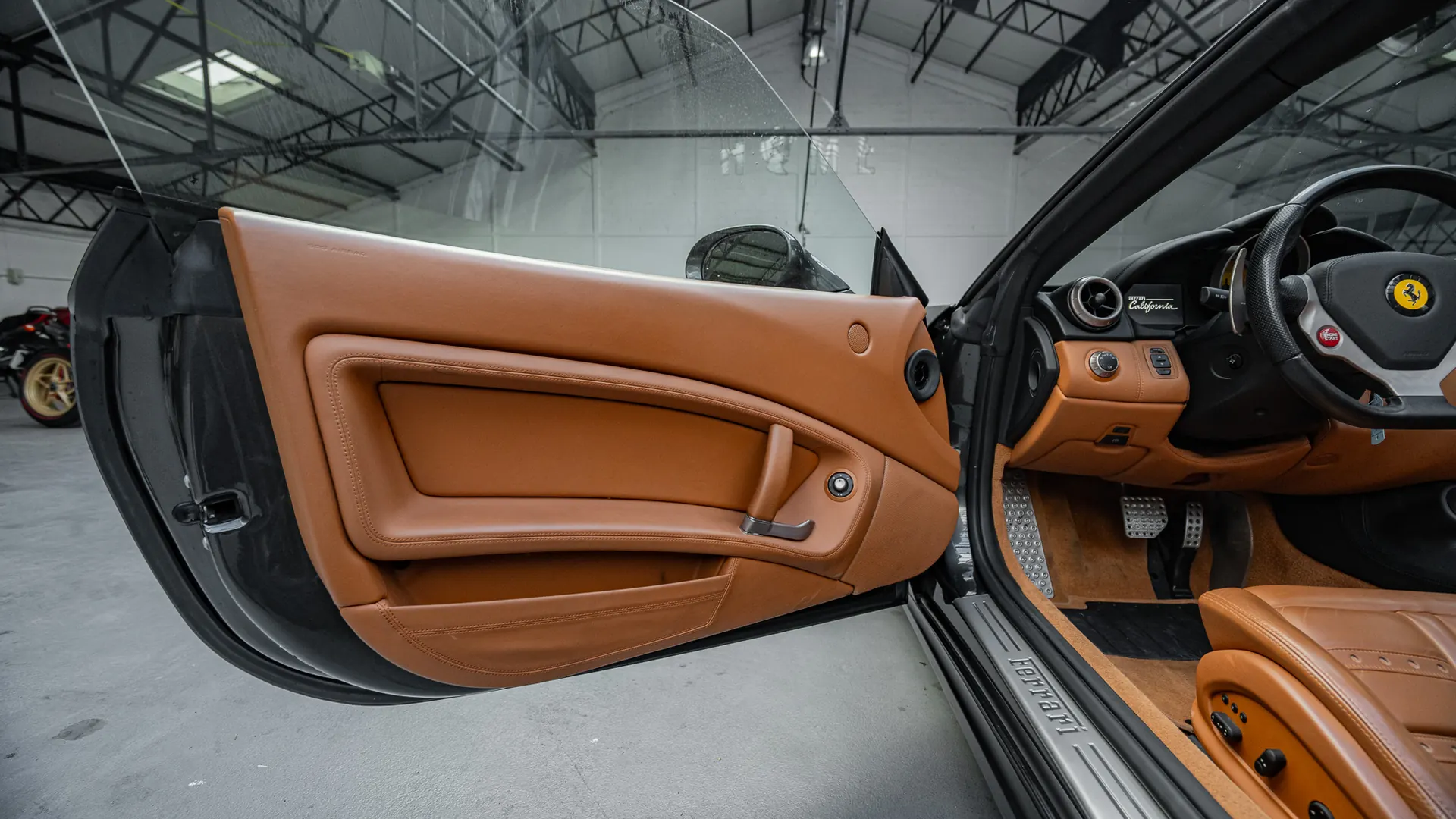 Ferrari California — photo 14