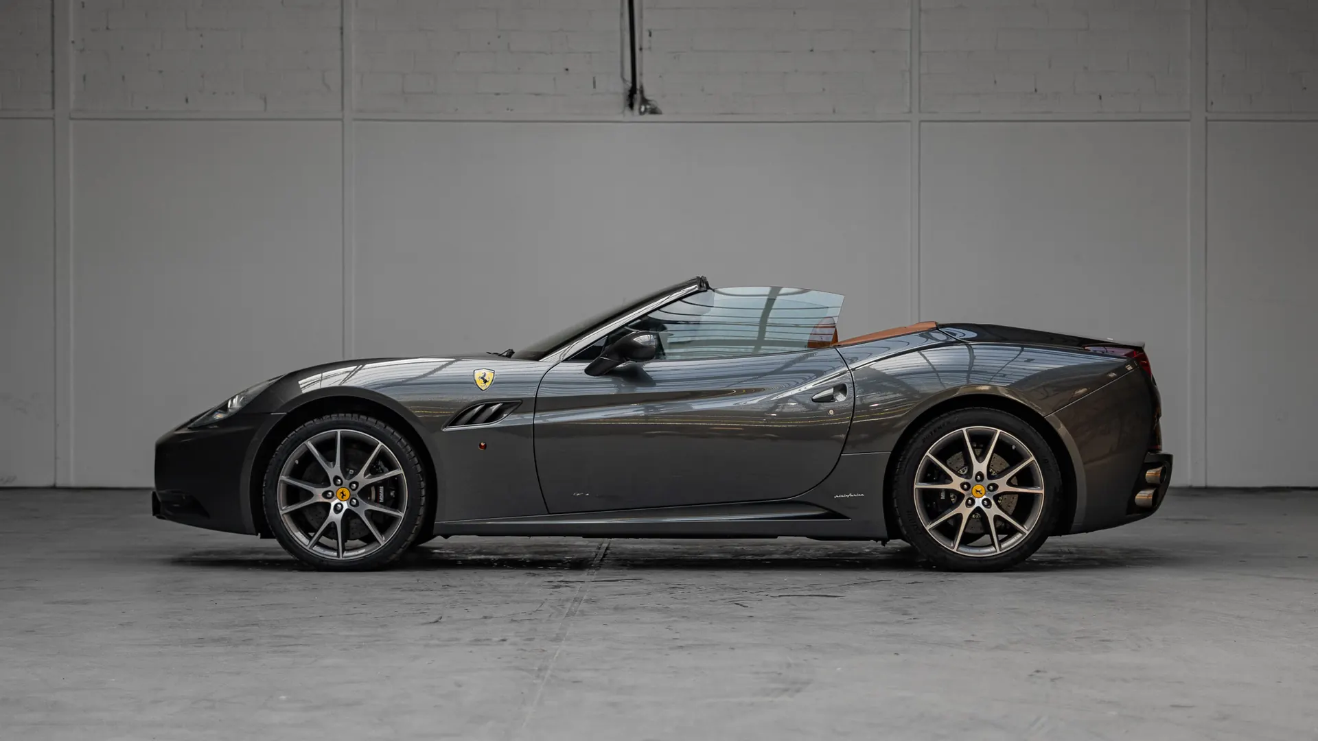 Ferrari California — photo 4
