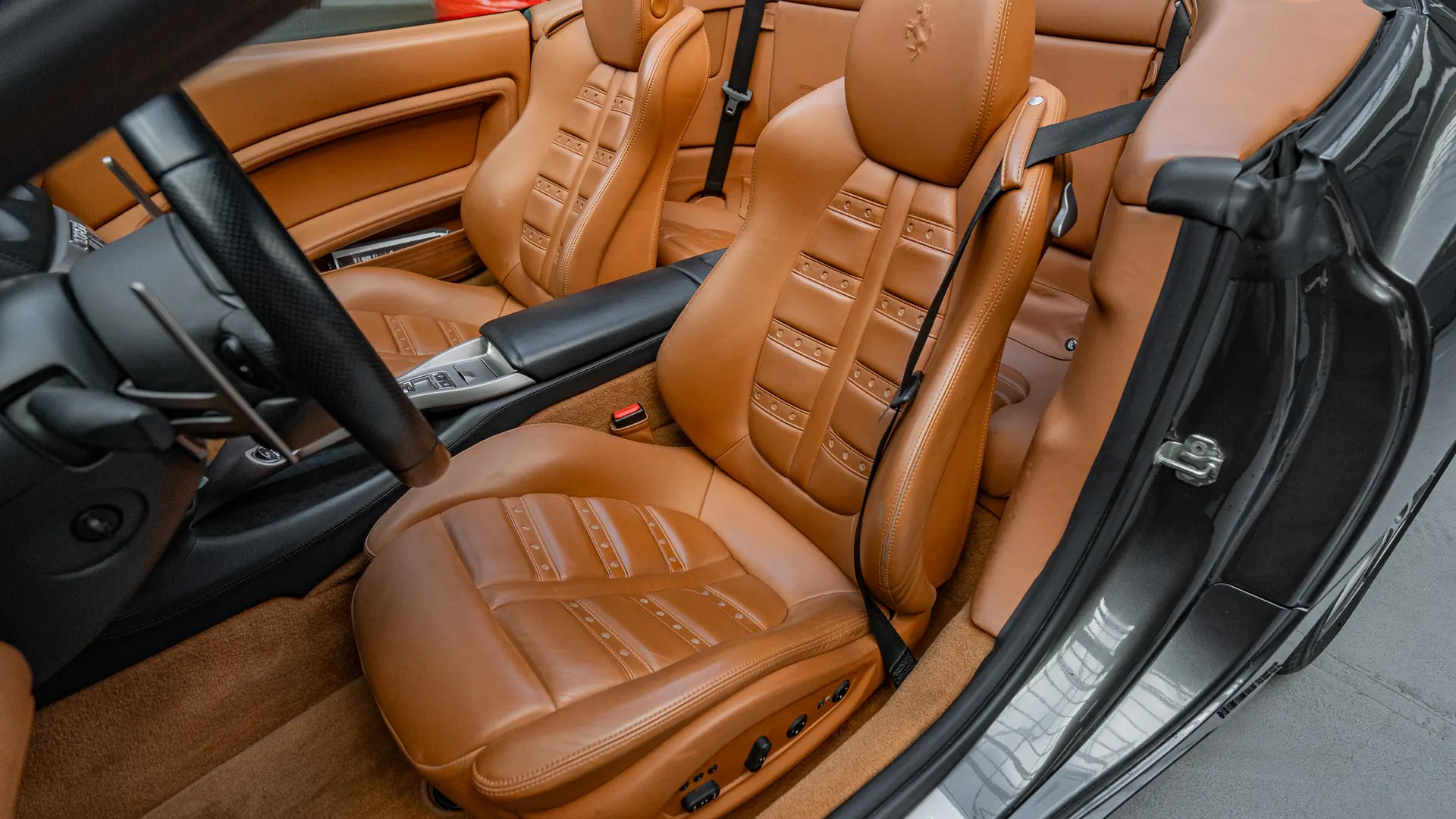 Ferrari California — photo 11