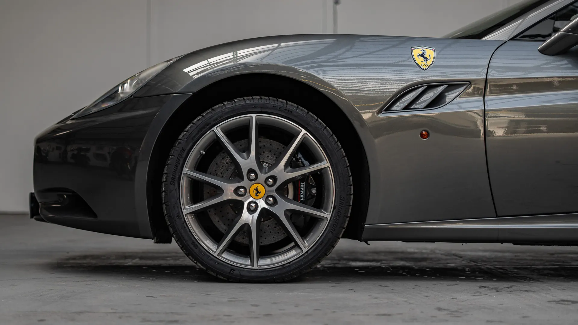 Ferrari California — photo 6
