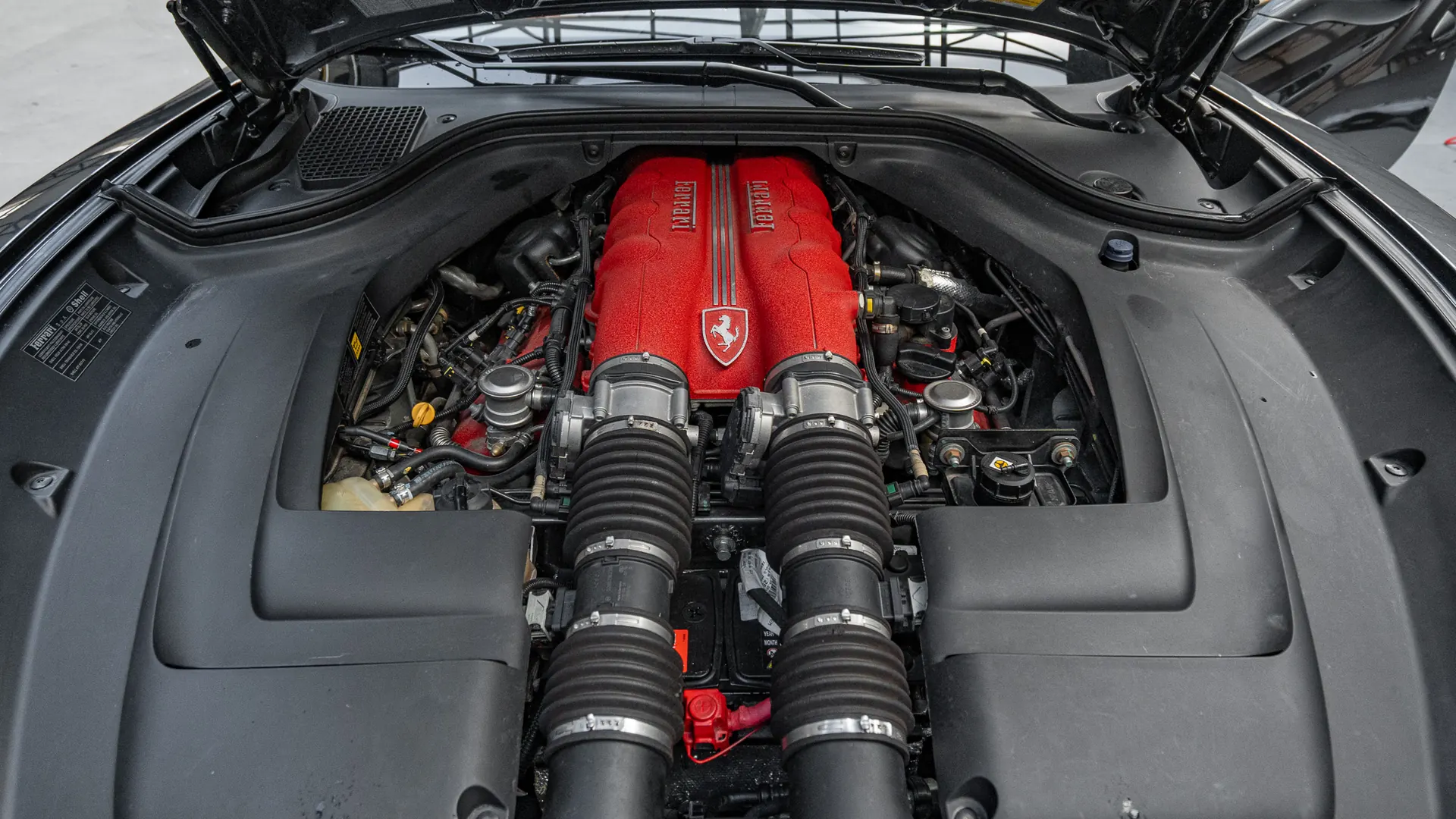 Ferrari California — photo 37