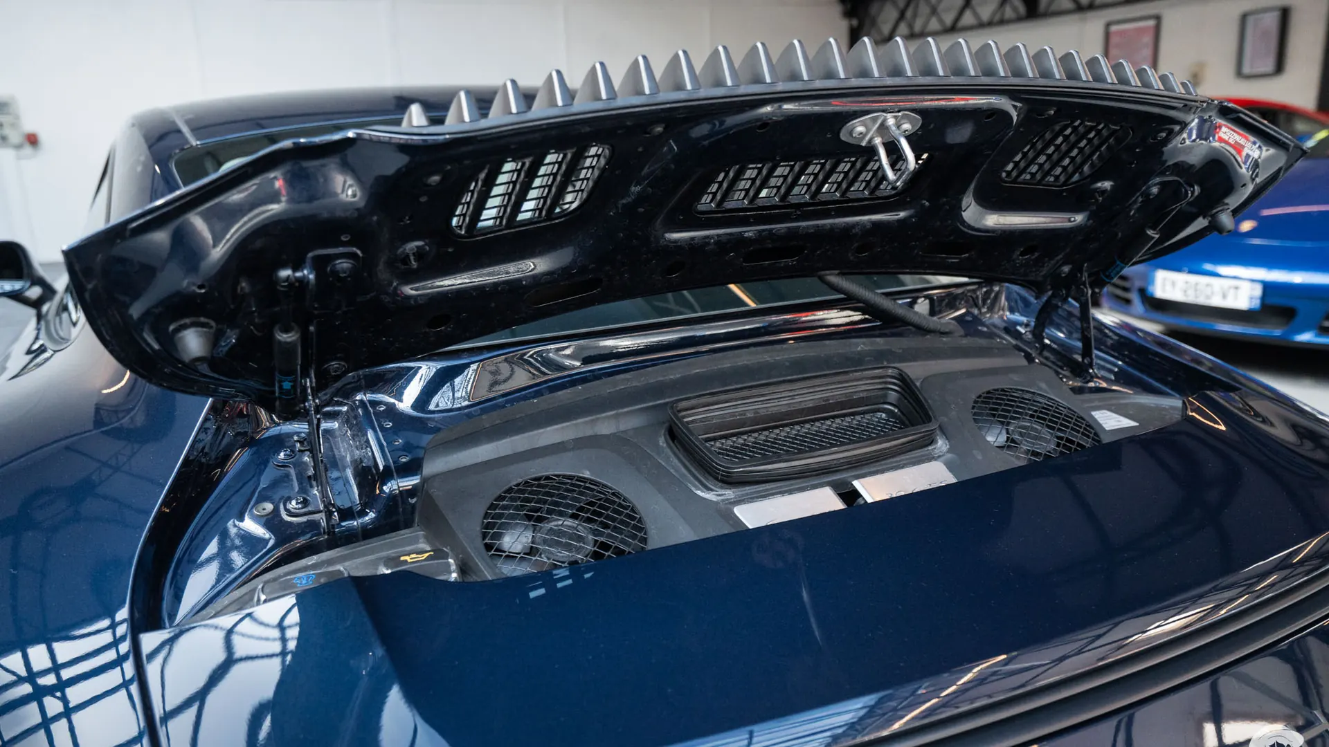 Porsche 911 — photo 44