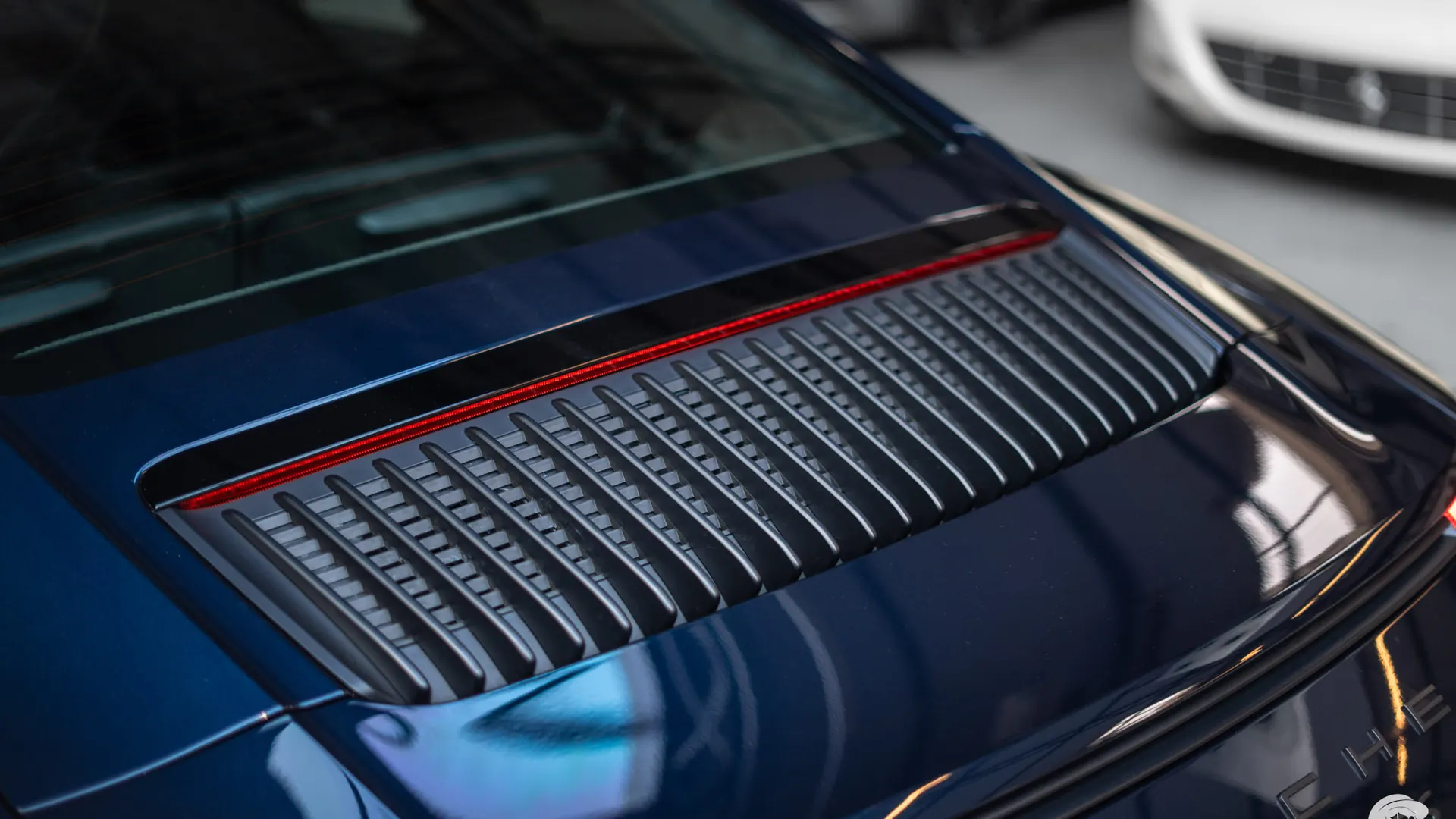 Porsche 911 — photo 42