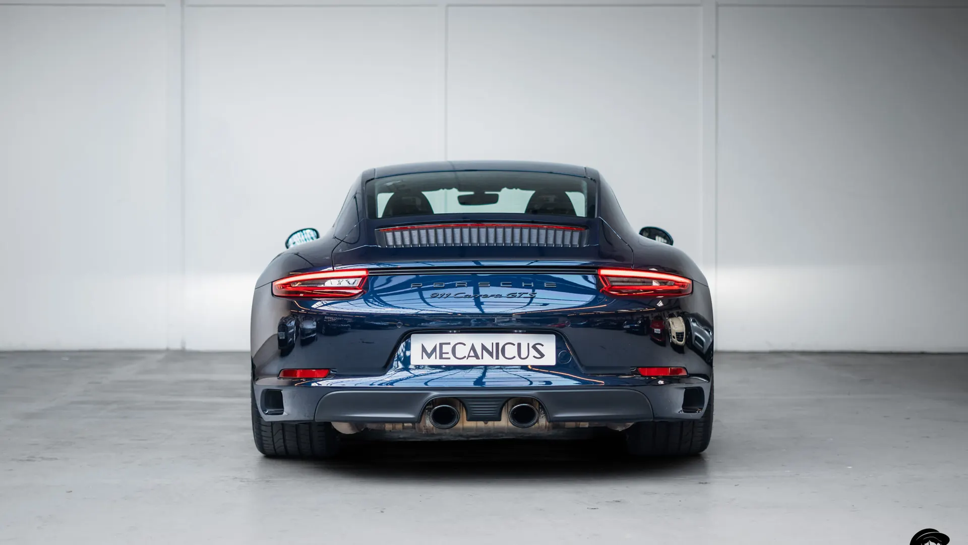 Porsche 911 — photo 4