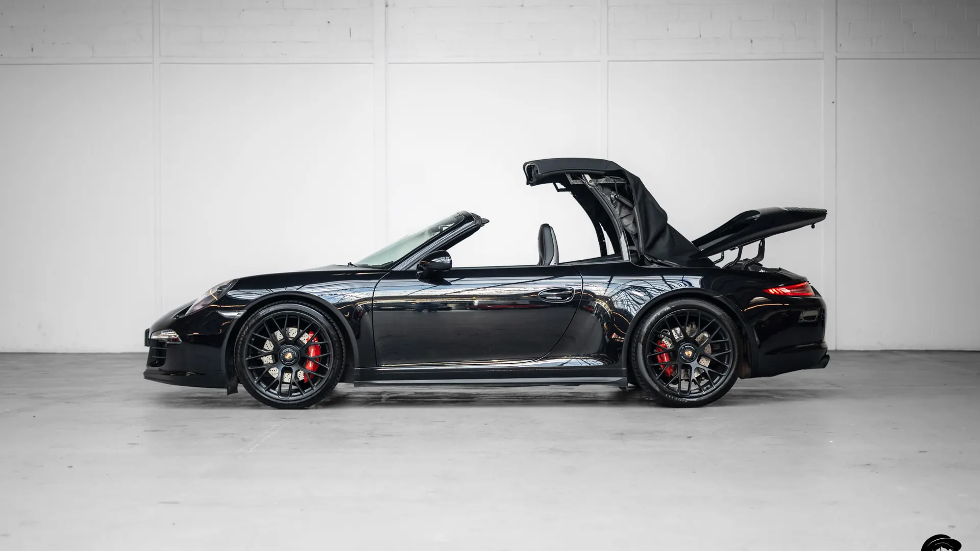 Porsche 911 — photo 6