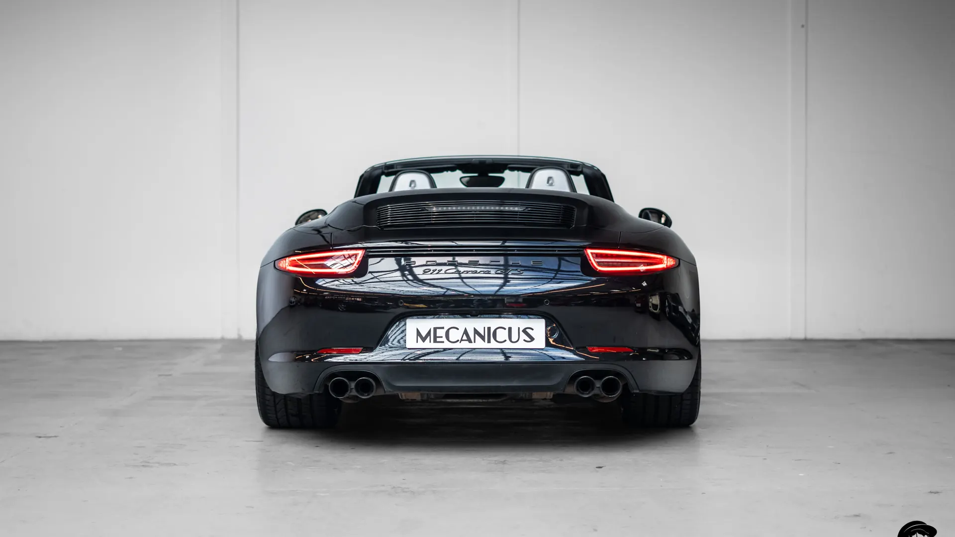Porsche 911 — photo 4