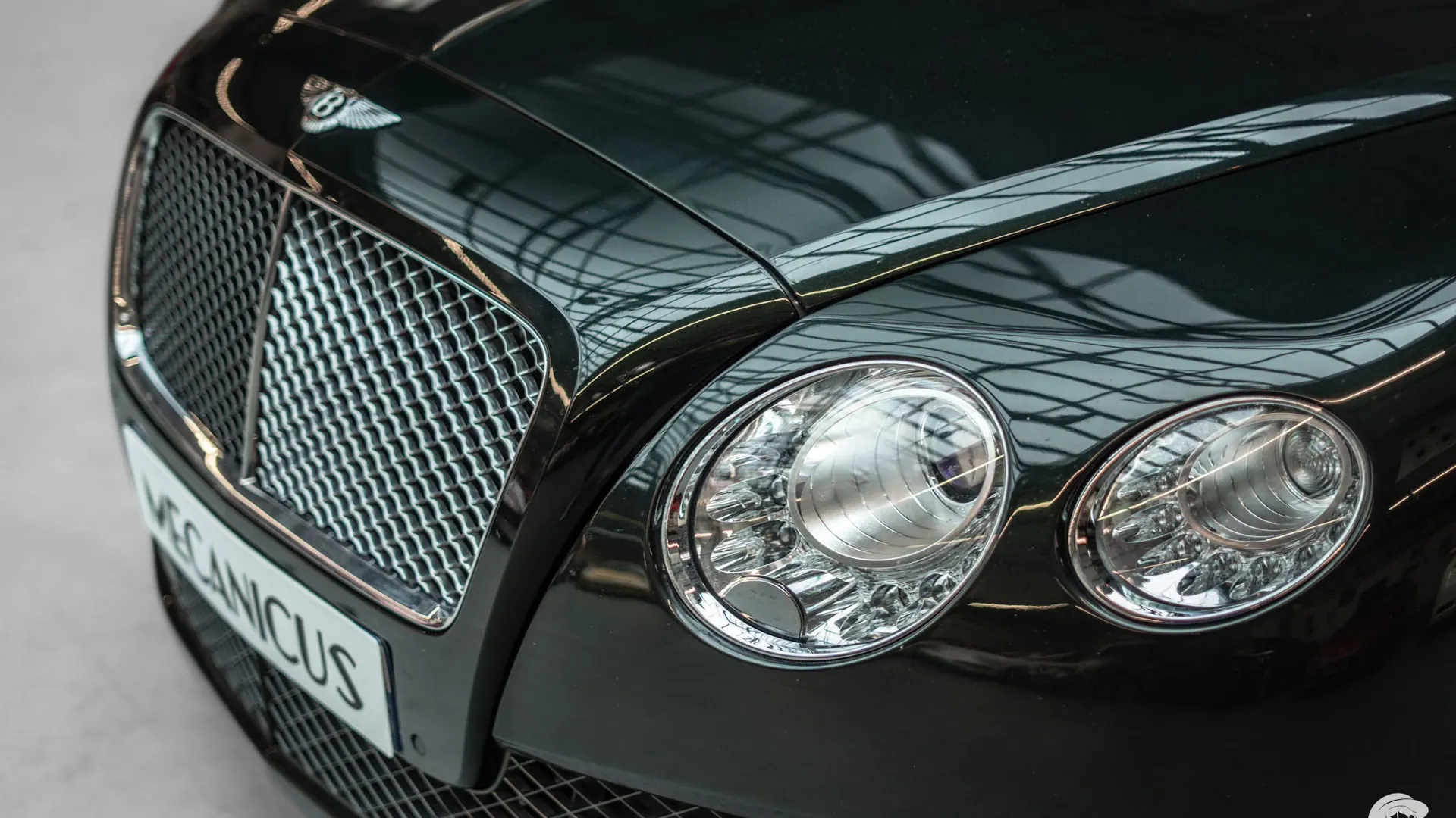 Bentley Continental — photo 39