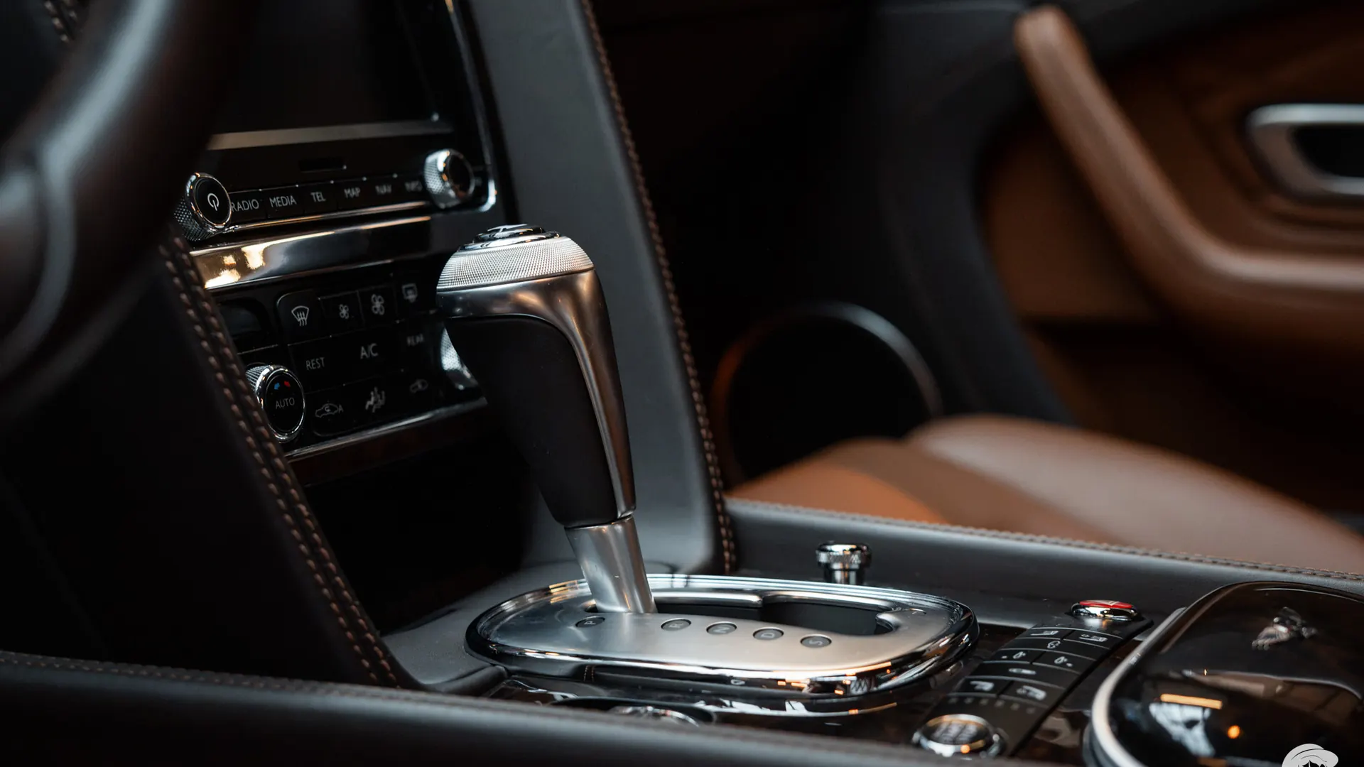 Bentley Continental — photo 13