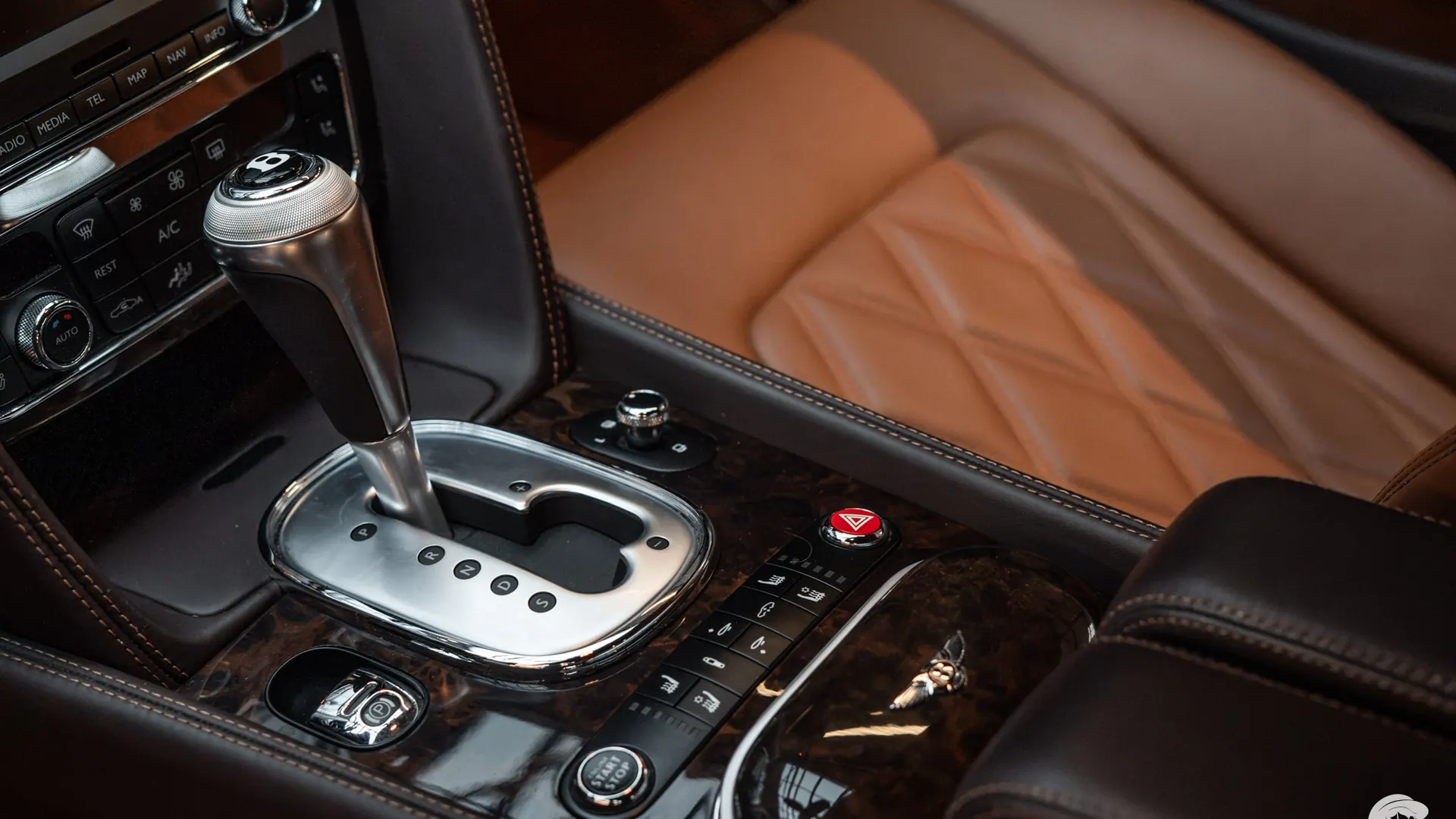 Bentley Continental — photo 15