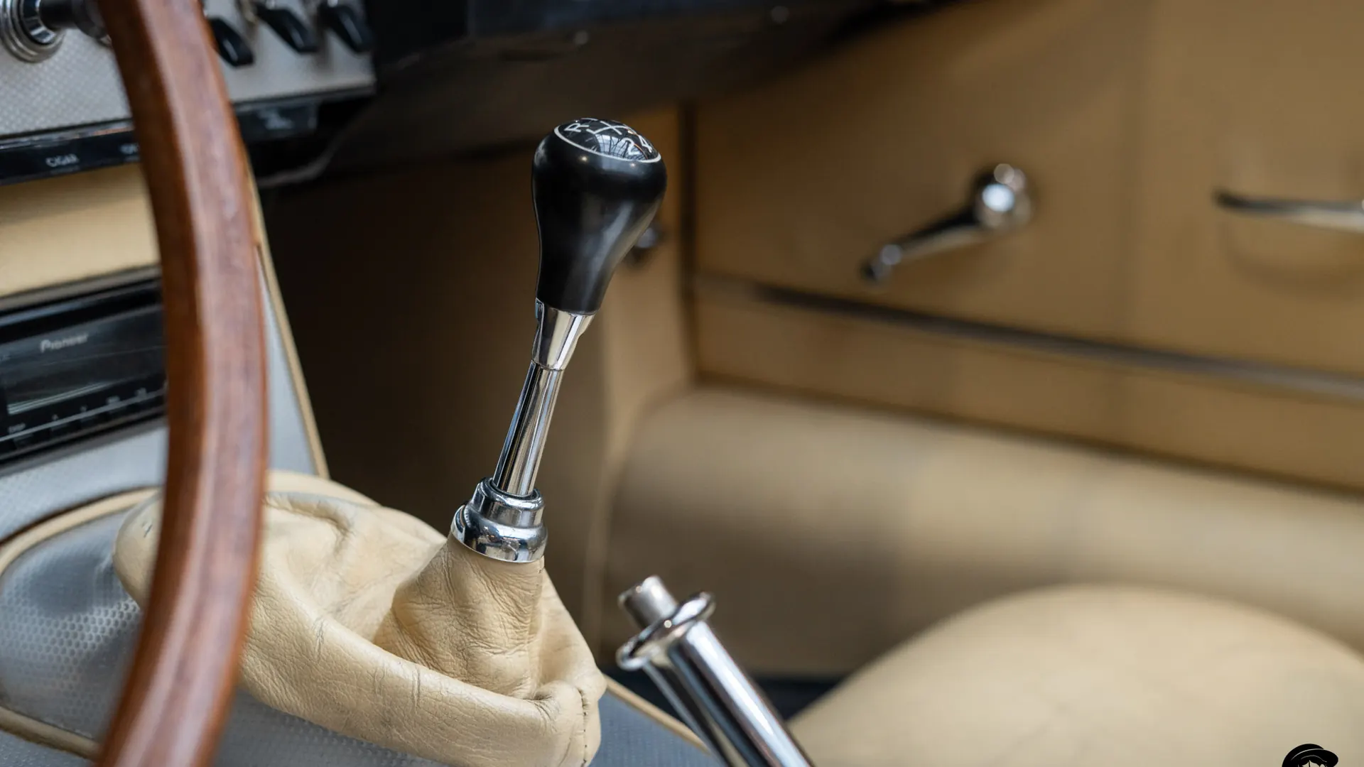 Jaguar Type — photo 22
