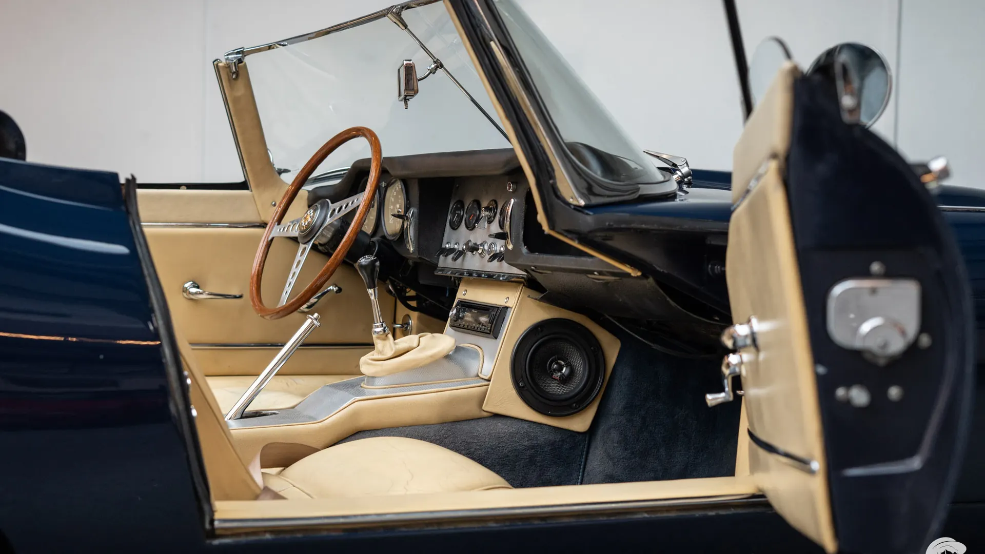 Jaguar Type — photo 19