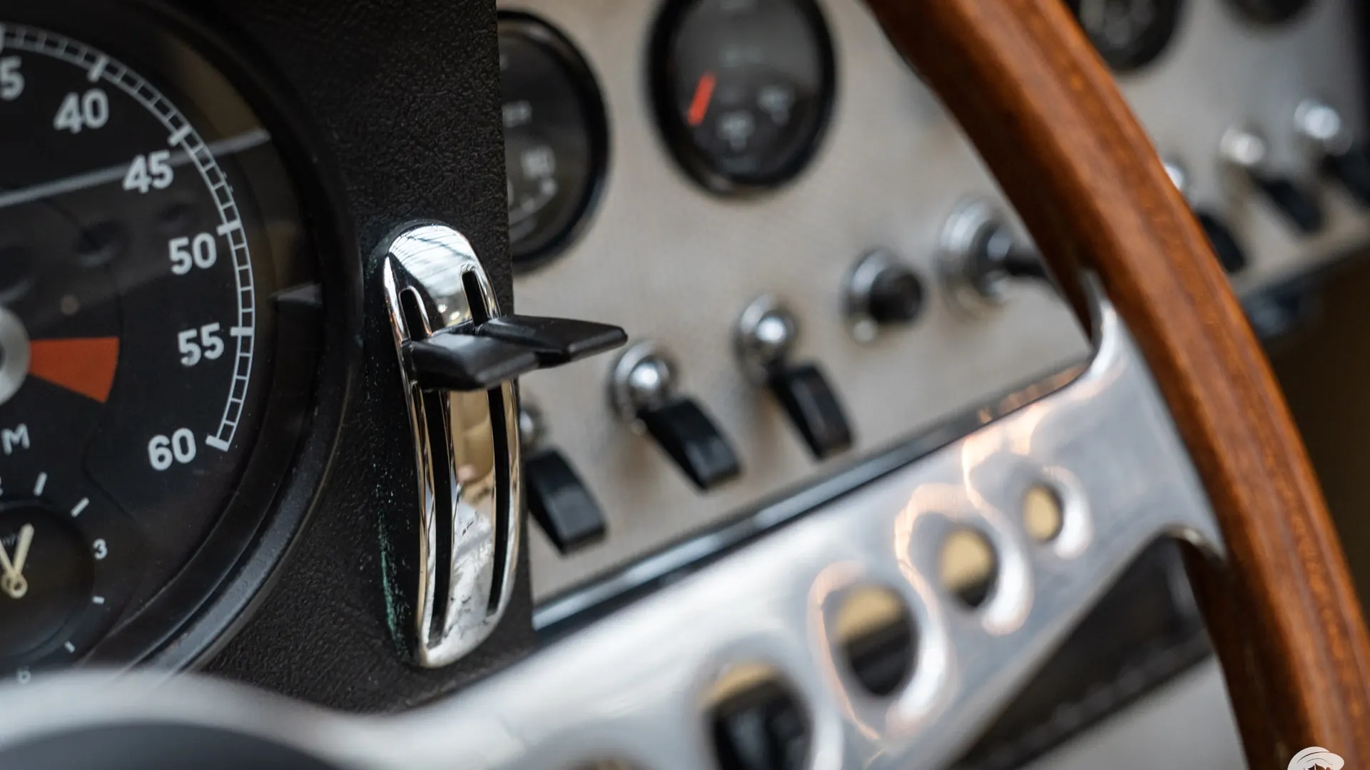 Jaguar Type — photo 15