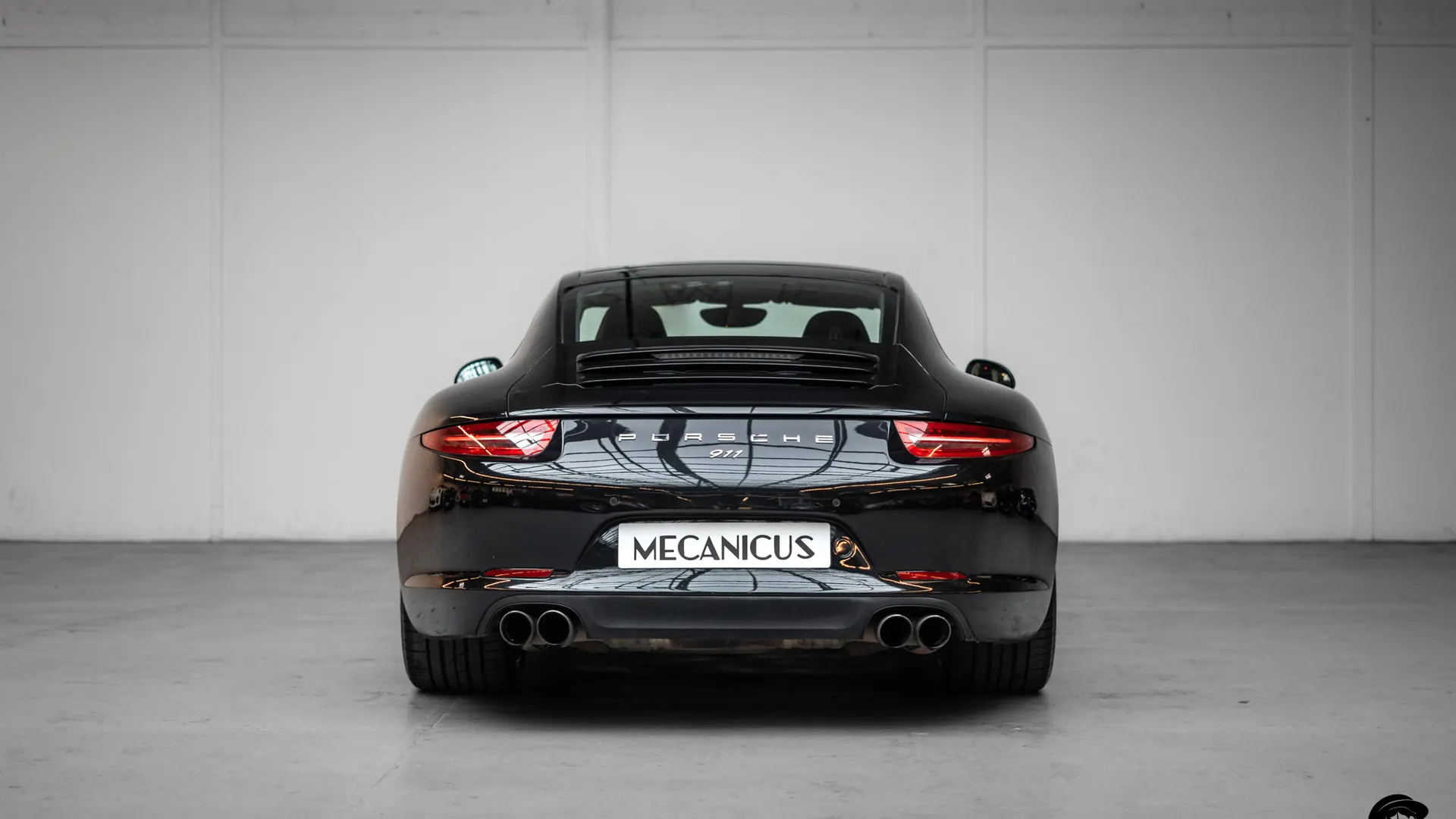 Porsche 911 — photo 4
