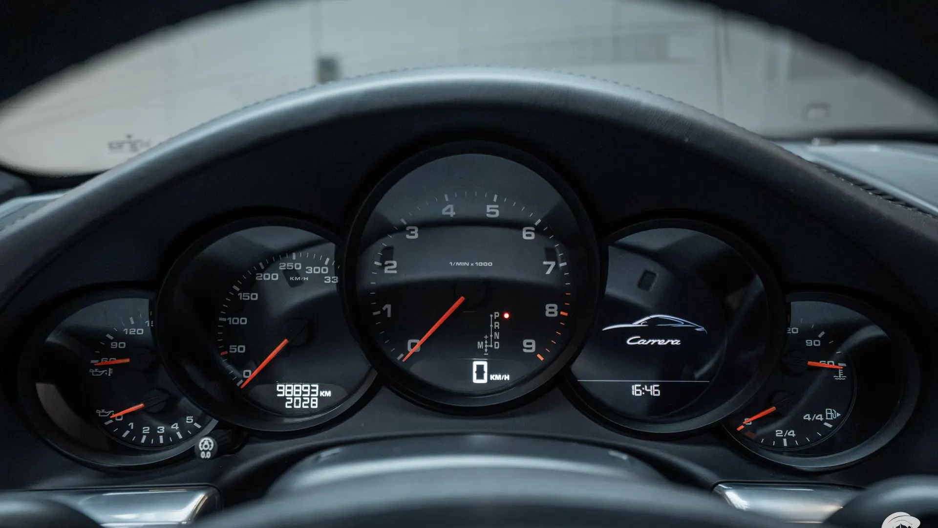 Porsche 911 — photo 14