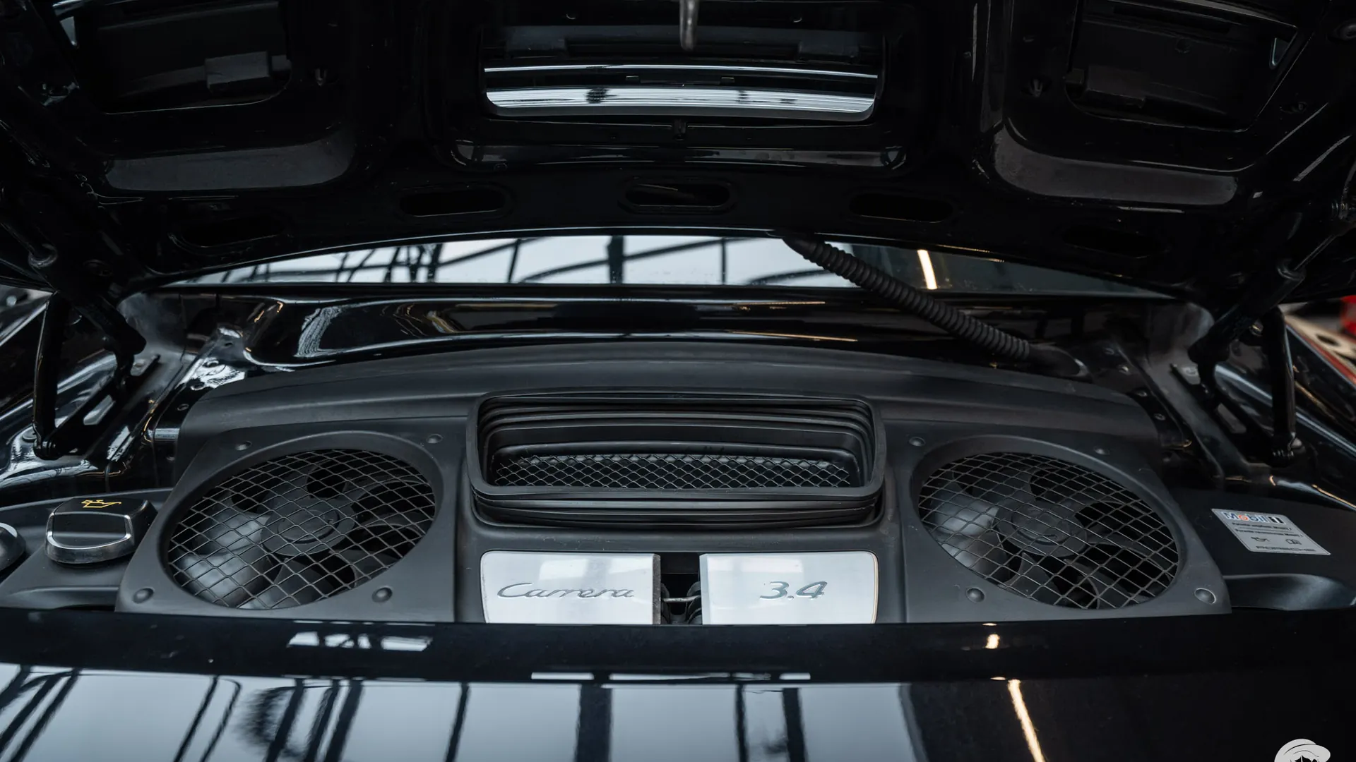 Porsche 911 — photo 44