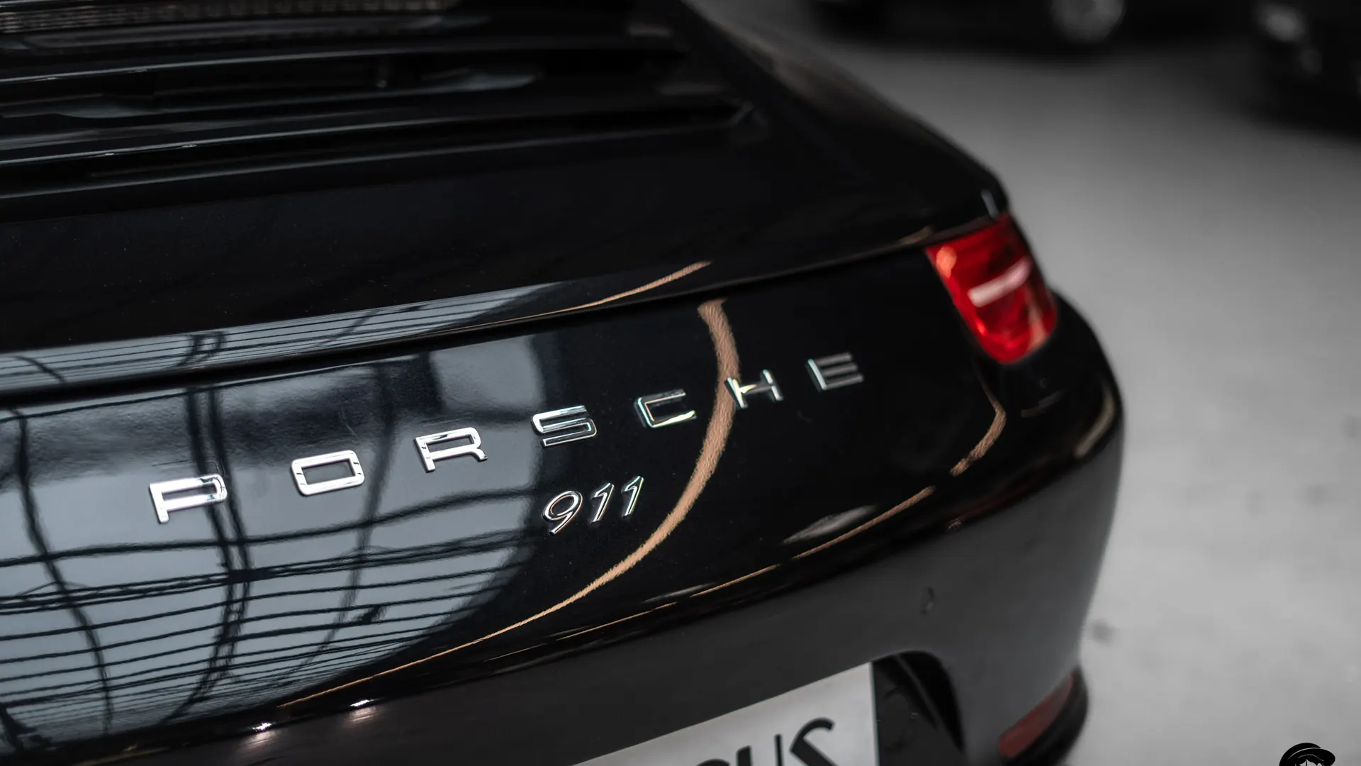 Porsche 911 — photo 38
