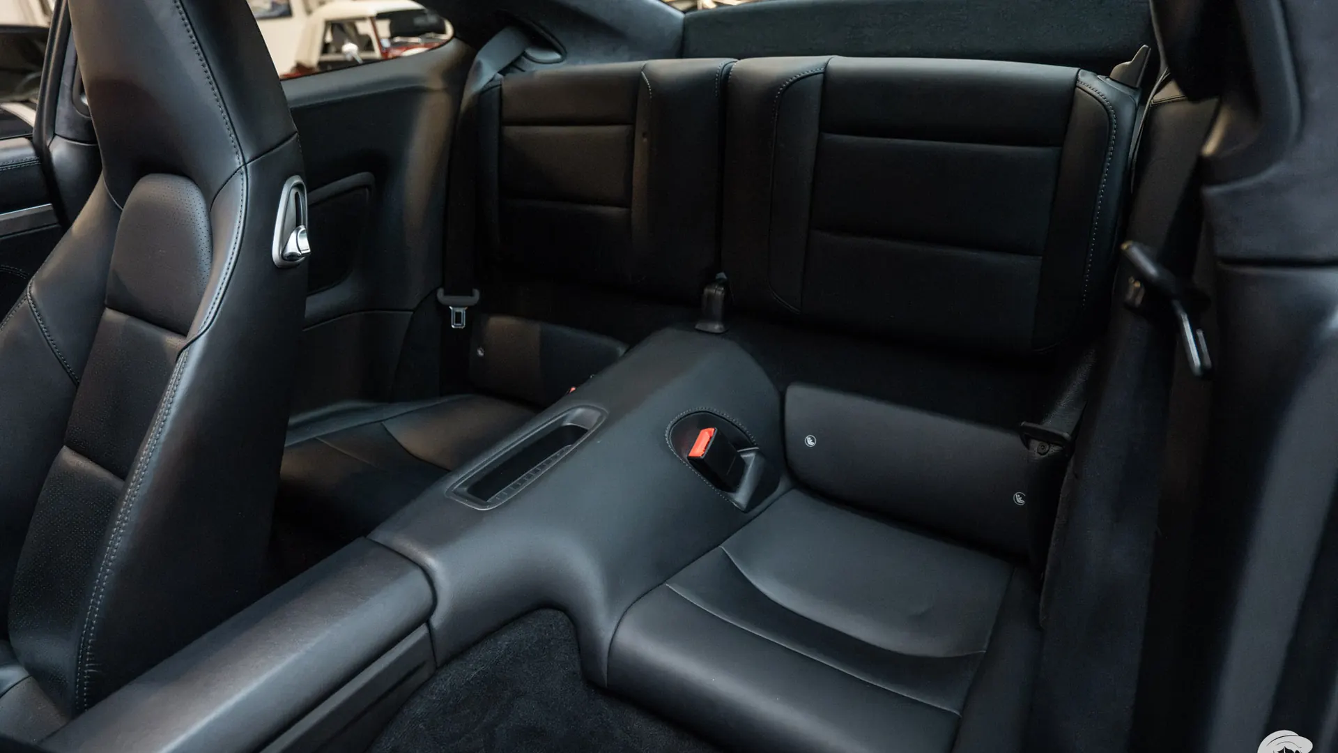 Porsche 911 — photo 30