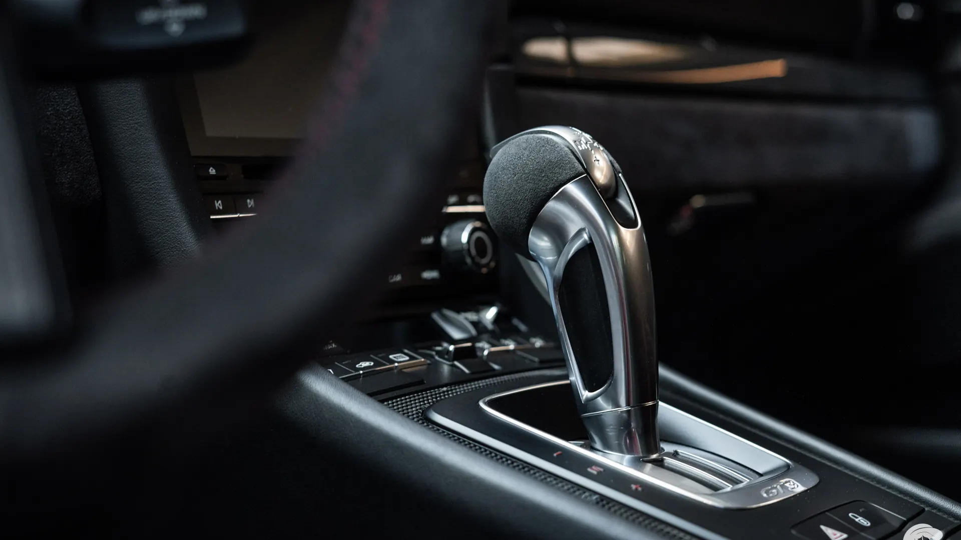 Porsche 911 — photo 16
