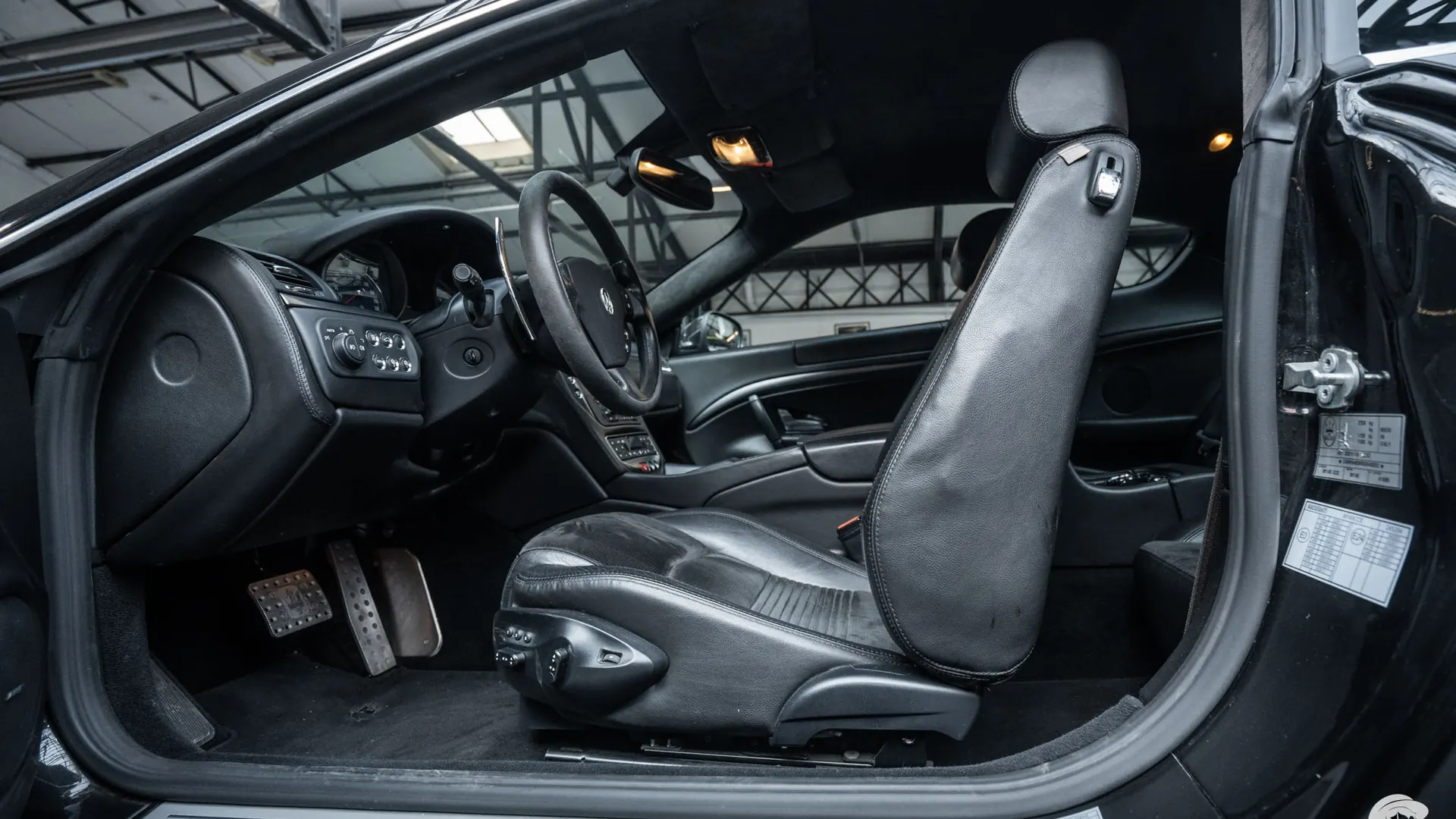 Maserati GranTurismo — photo 10