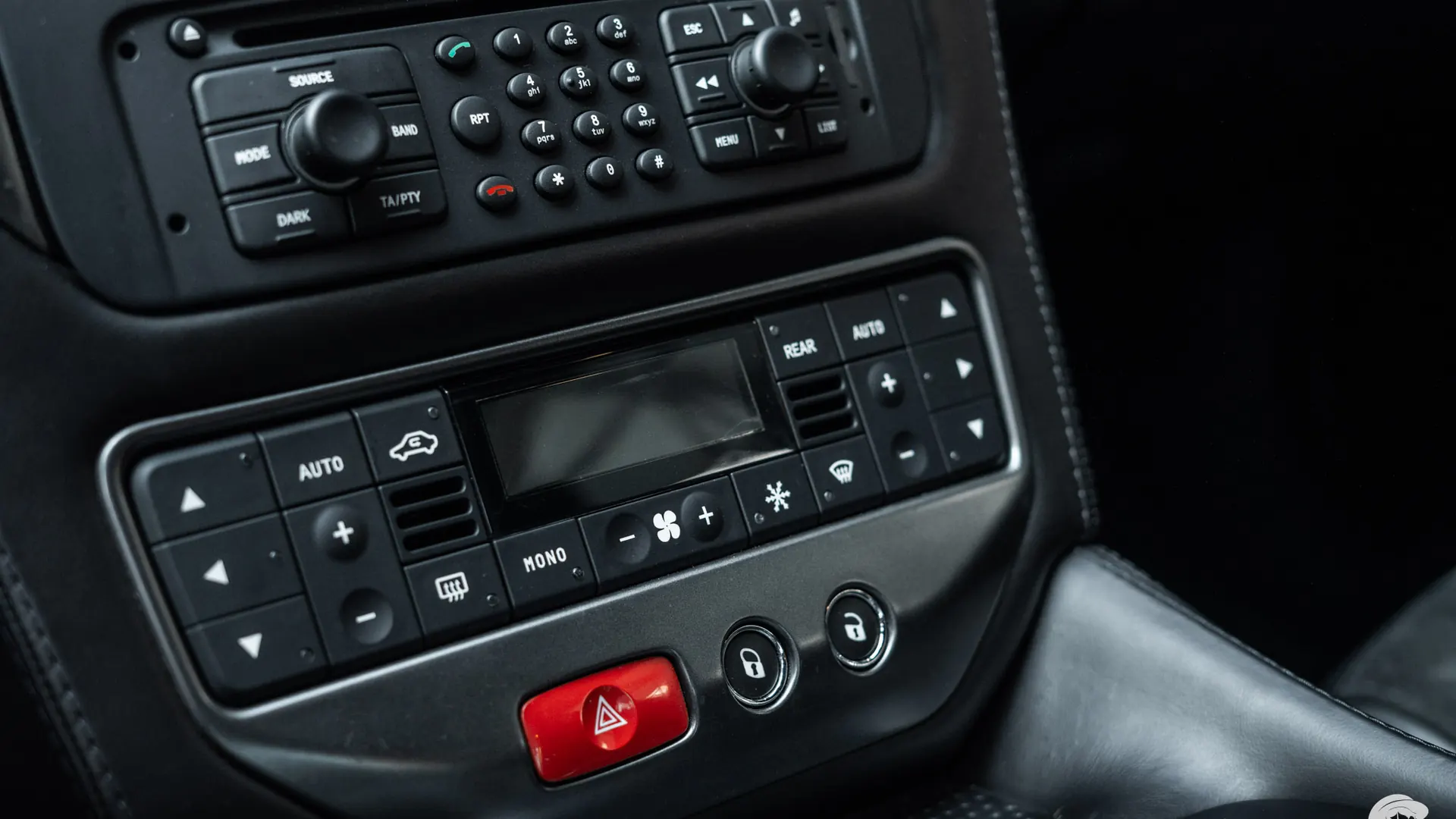 Maserati GranTurismo — photo 20