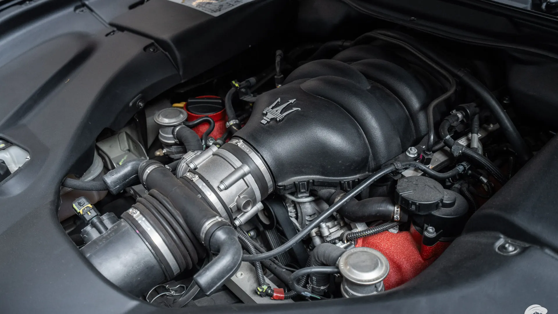 Maserati GranTurismo — photo 48