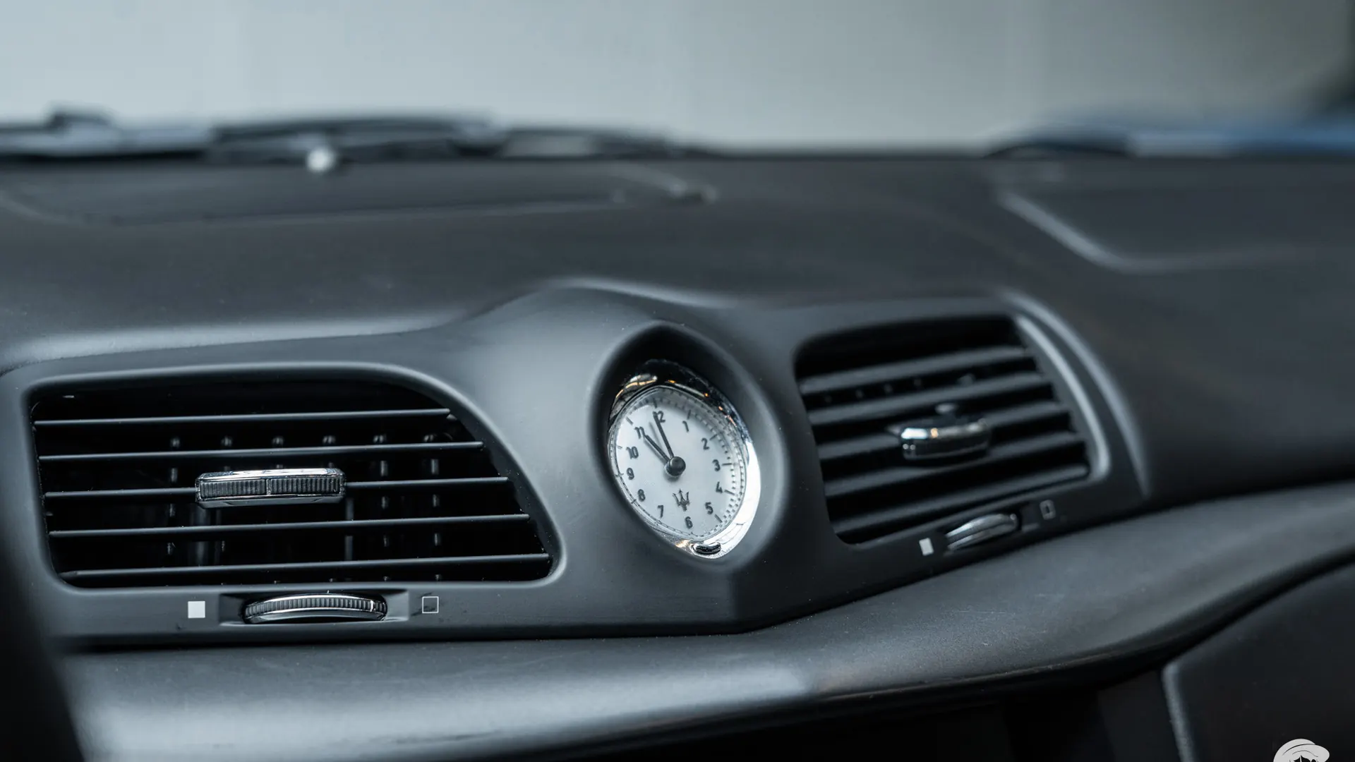 Maserati GranTurismo — photo 24