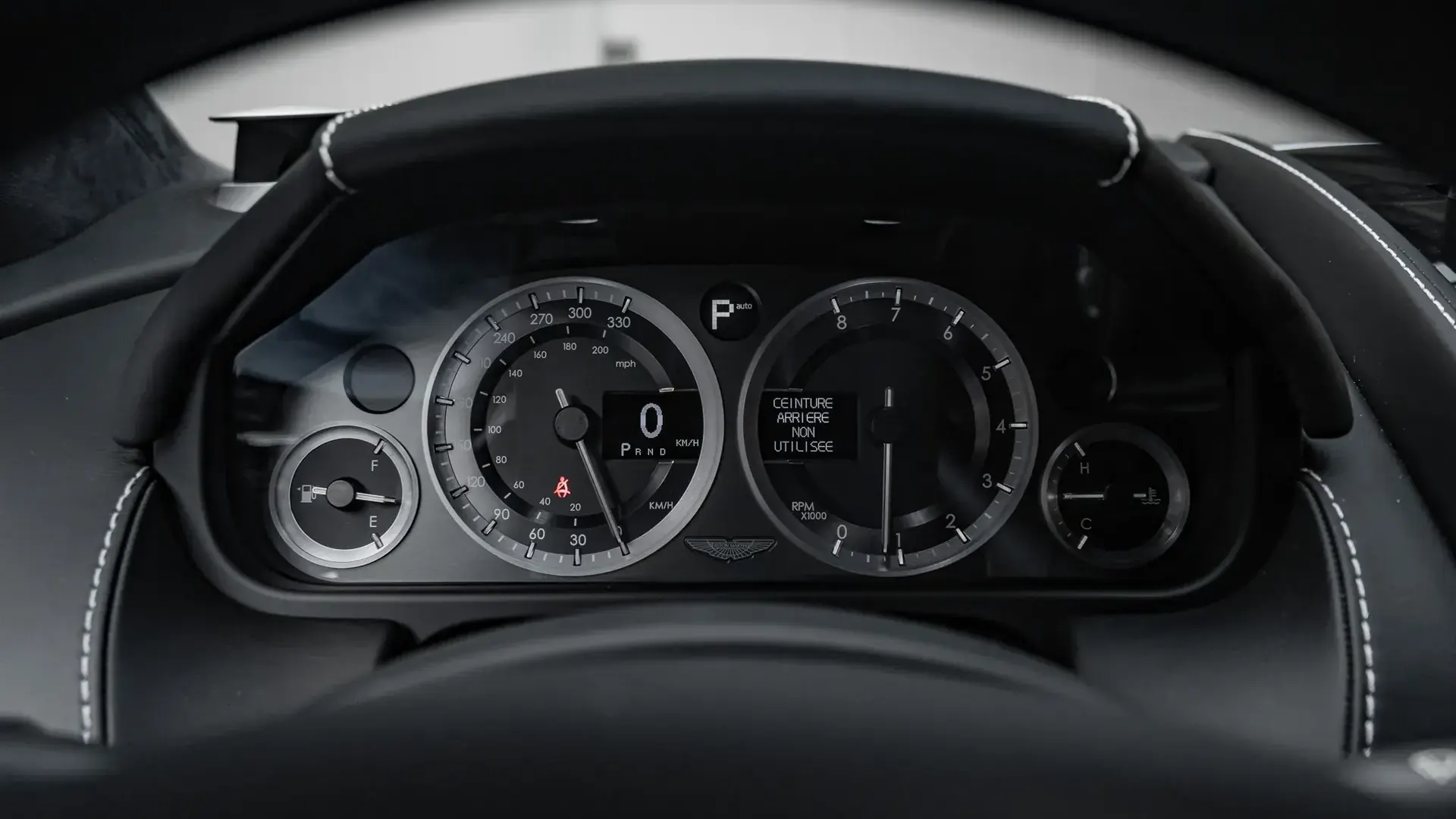 Aston Martin Rapide — photo 15