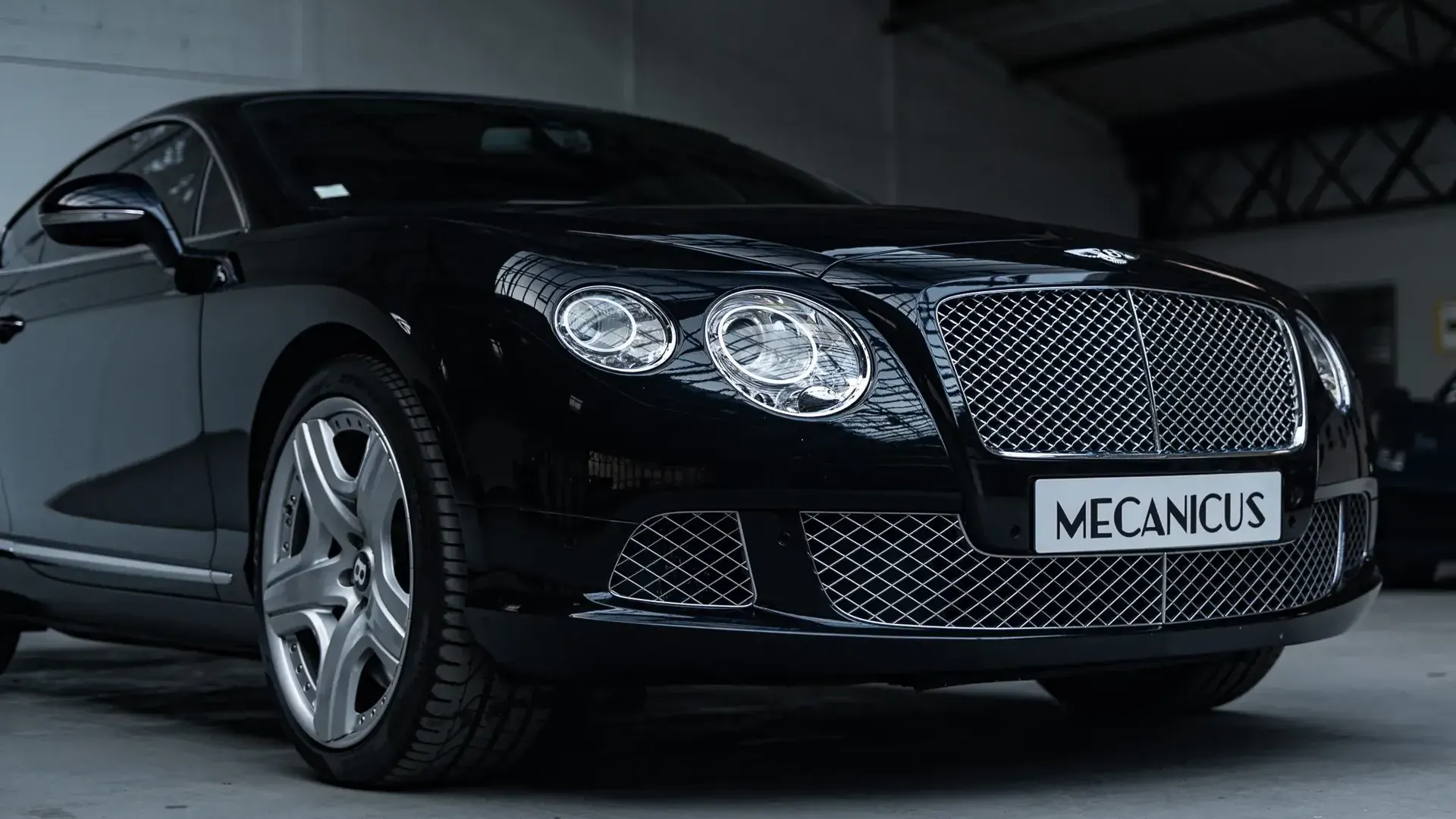 Bentley Continental — photo 38