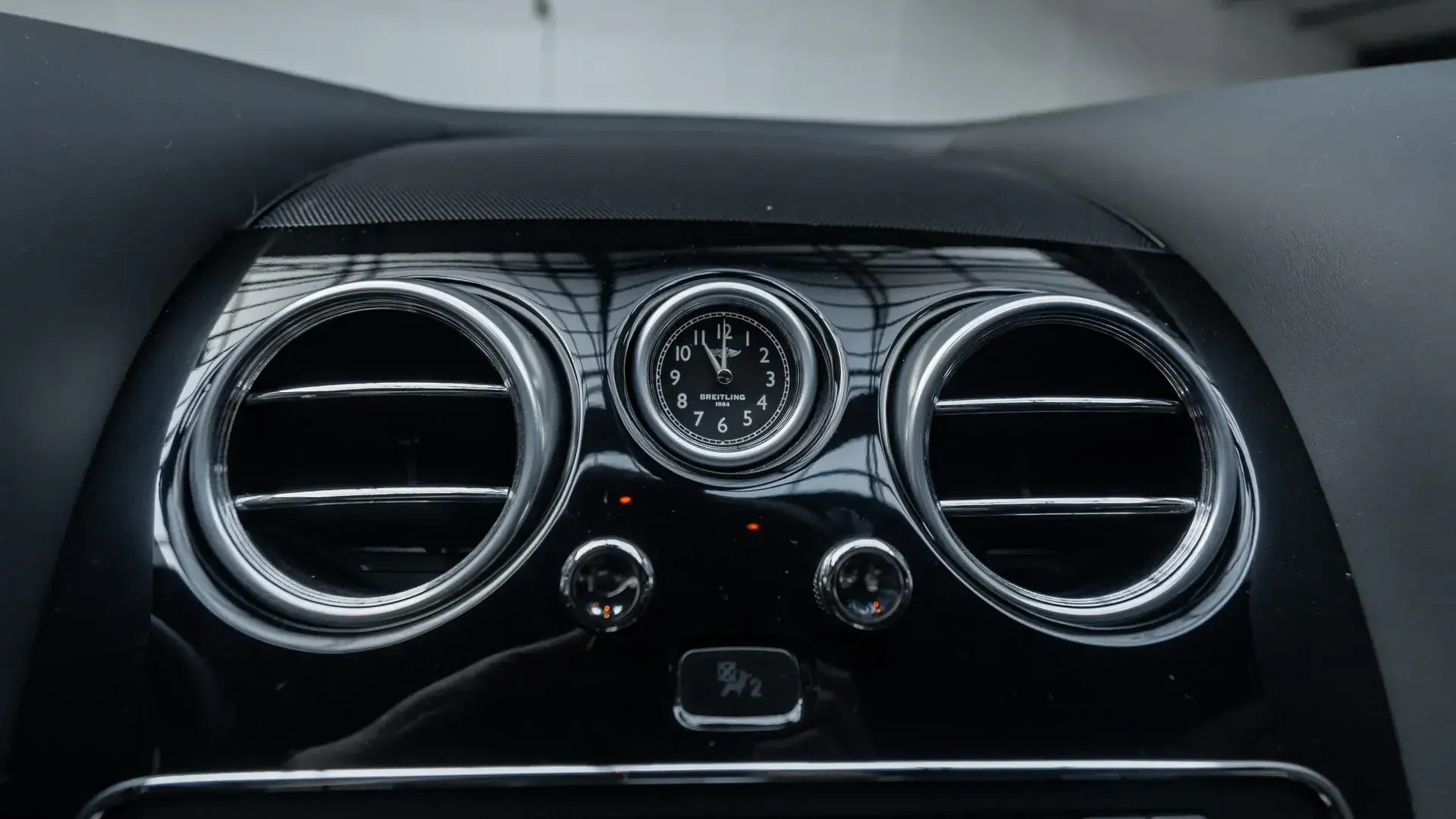 Bentley Continental — photo 15