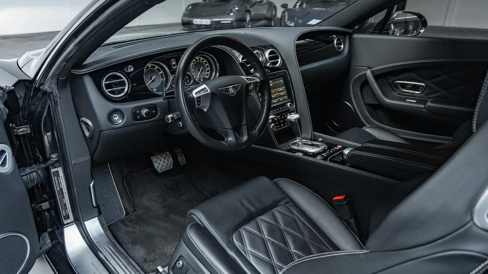 Bentley Continental — photo 8