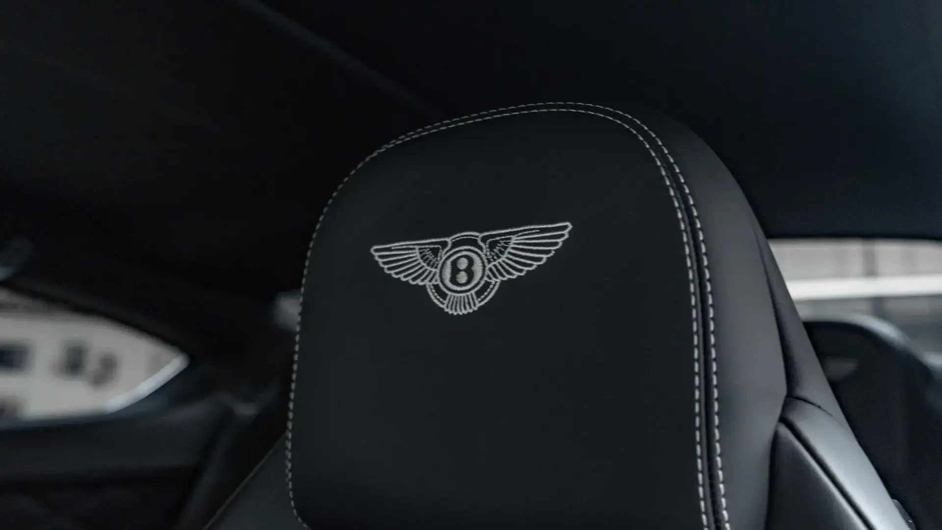Bentley Continental — photo 29
