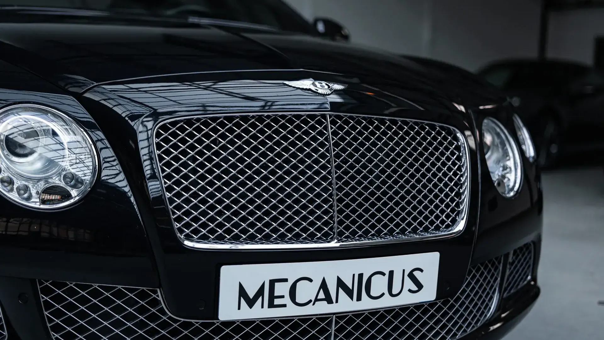 Bentley Continental — photo 36
