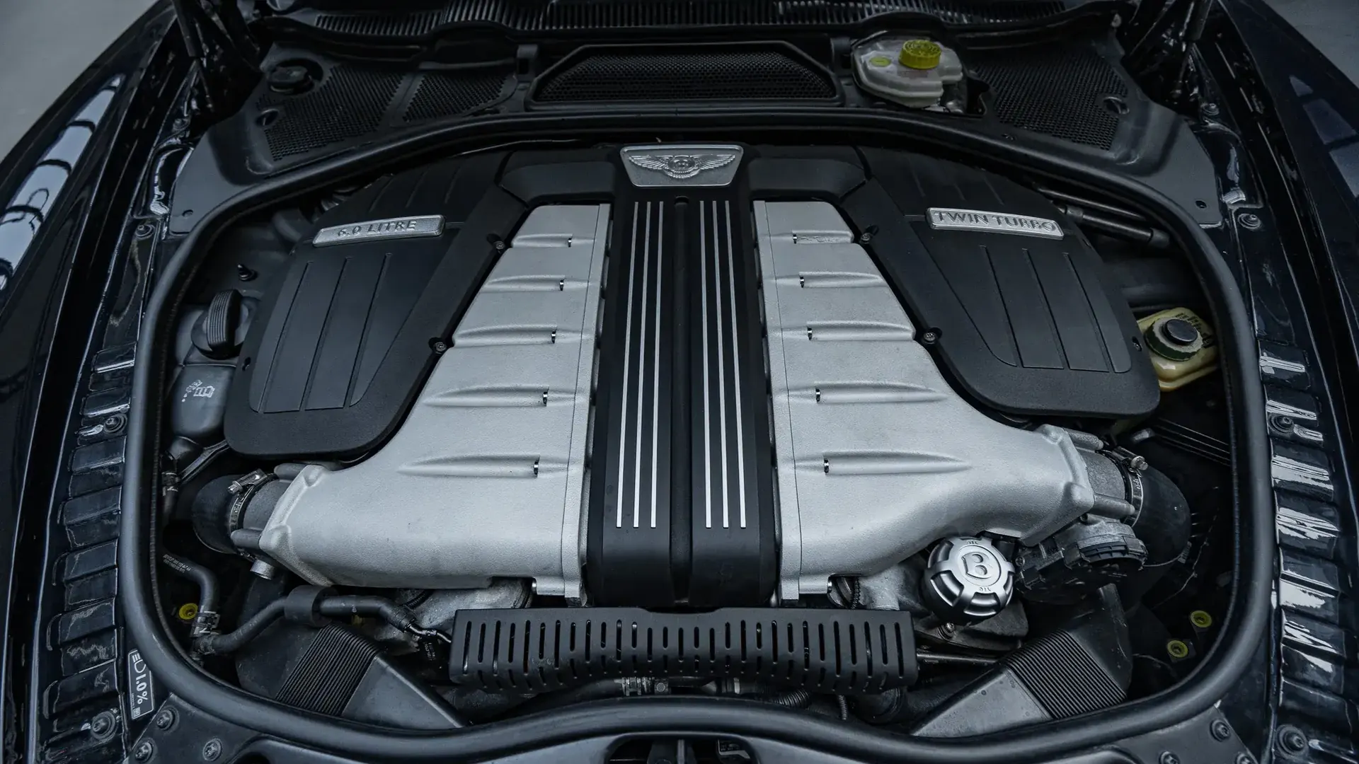 Bentley Continental — photo 41