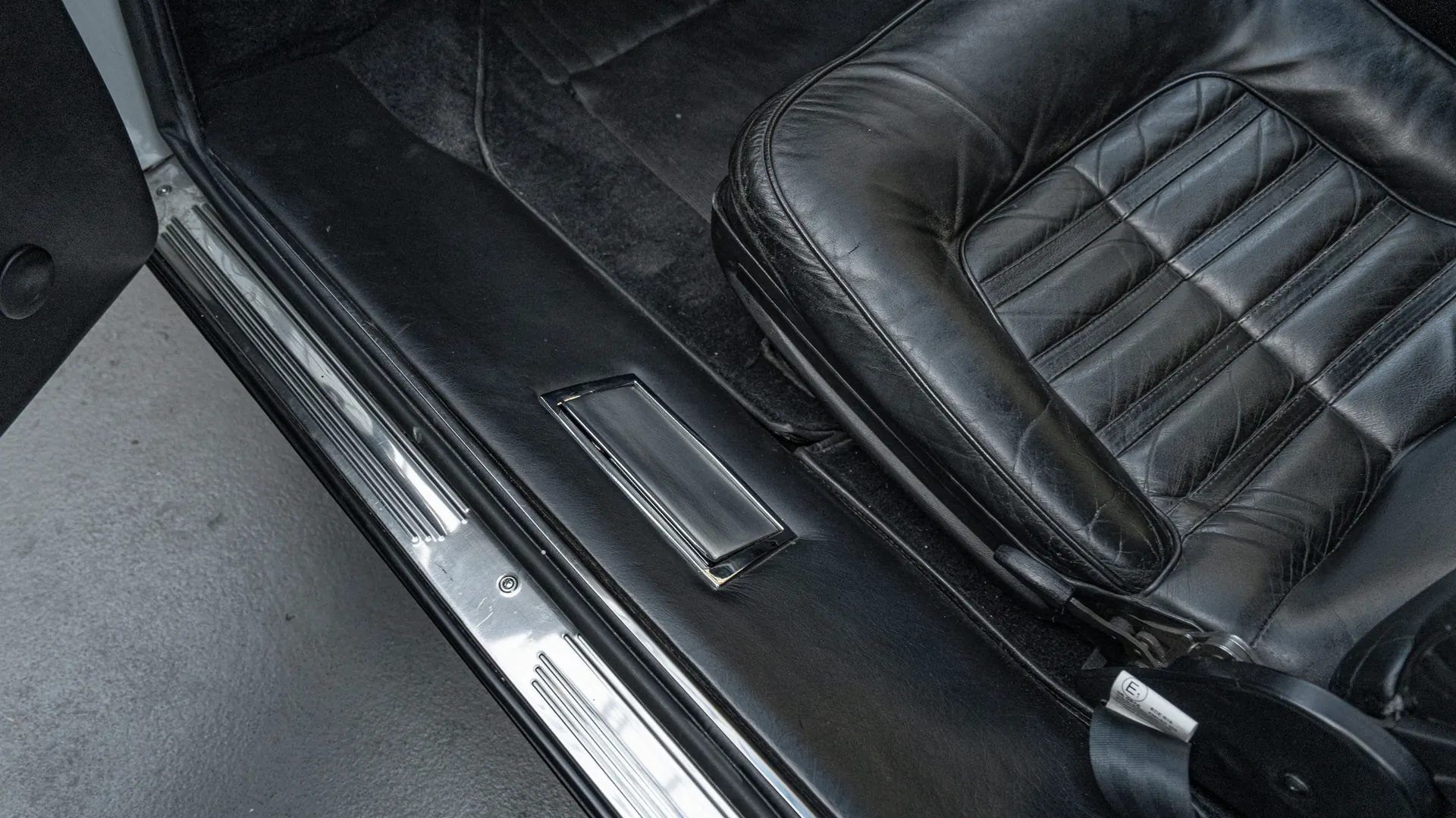 Ferrari BB512 — photo 12