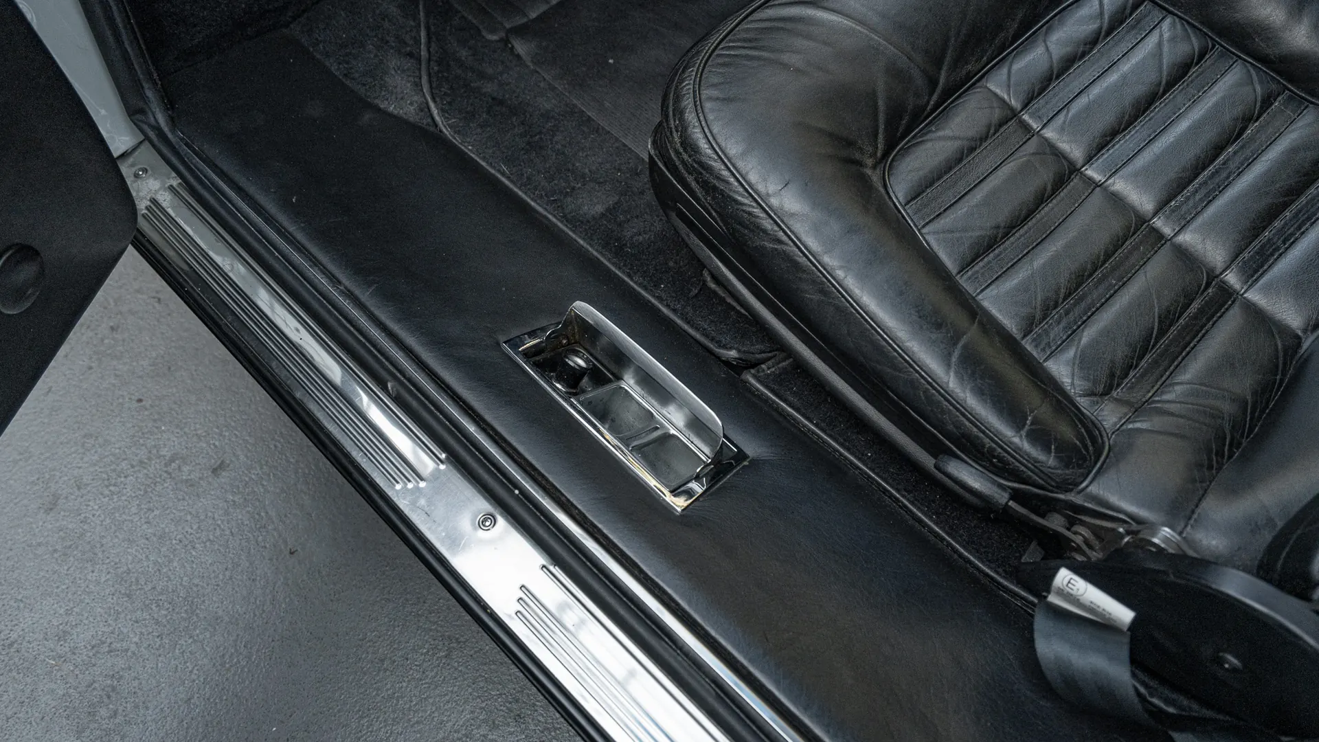 Ferrari BB512 — photo 13