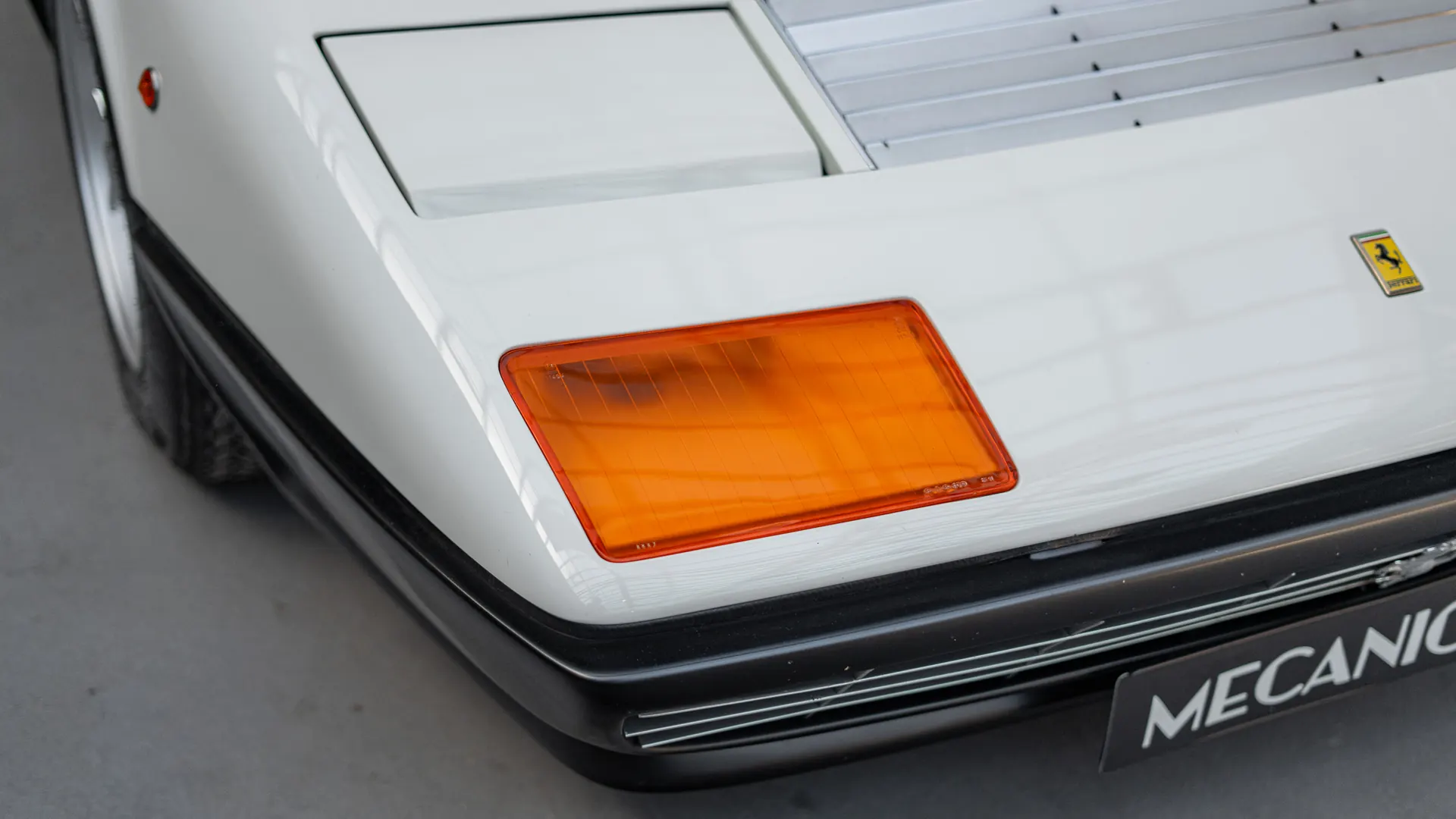 Ferrari BB512 — photo 29