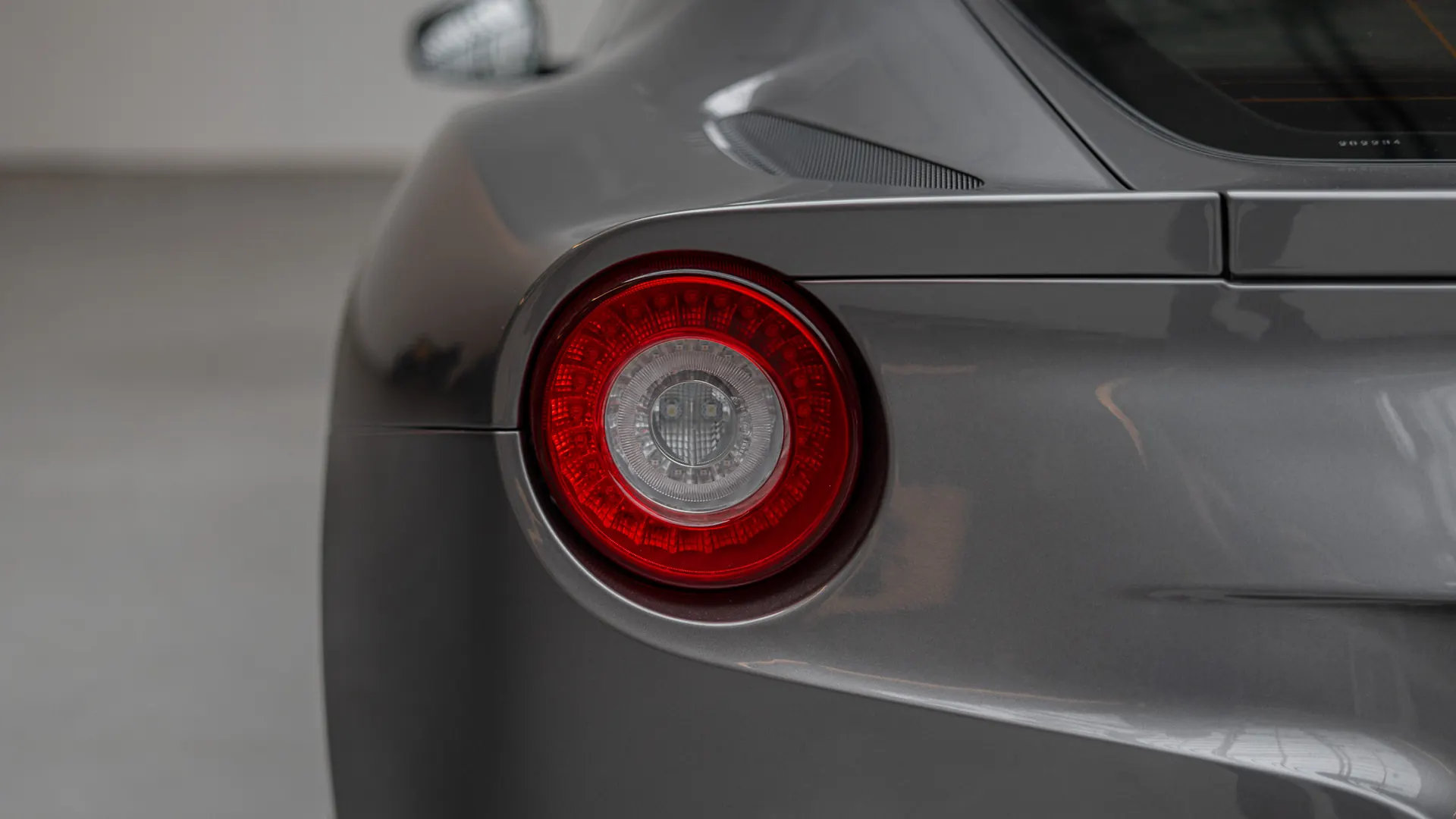 Ferrari F12 — photo 44