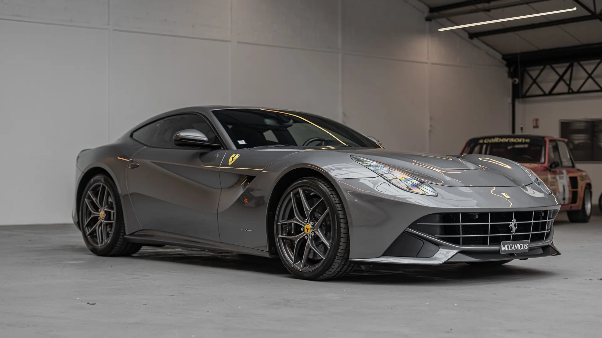 Ferrari F12 — photo 37
